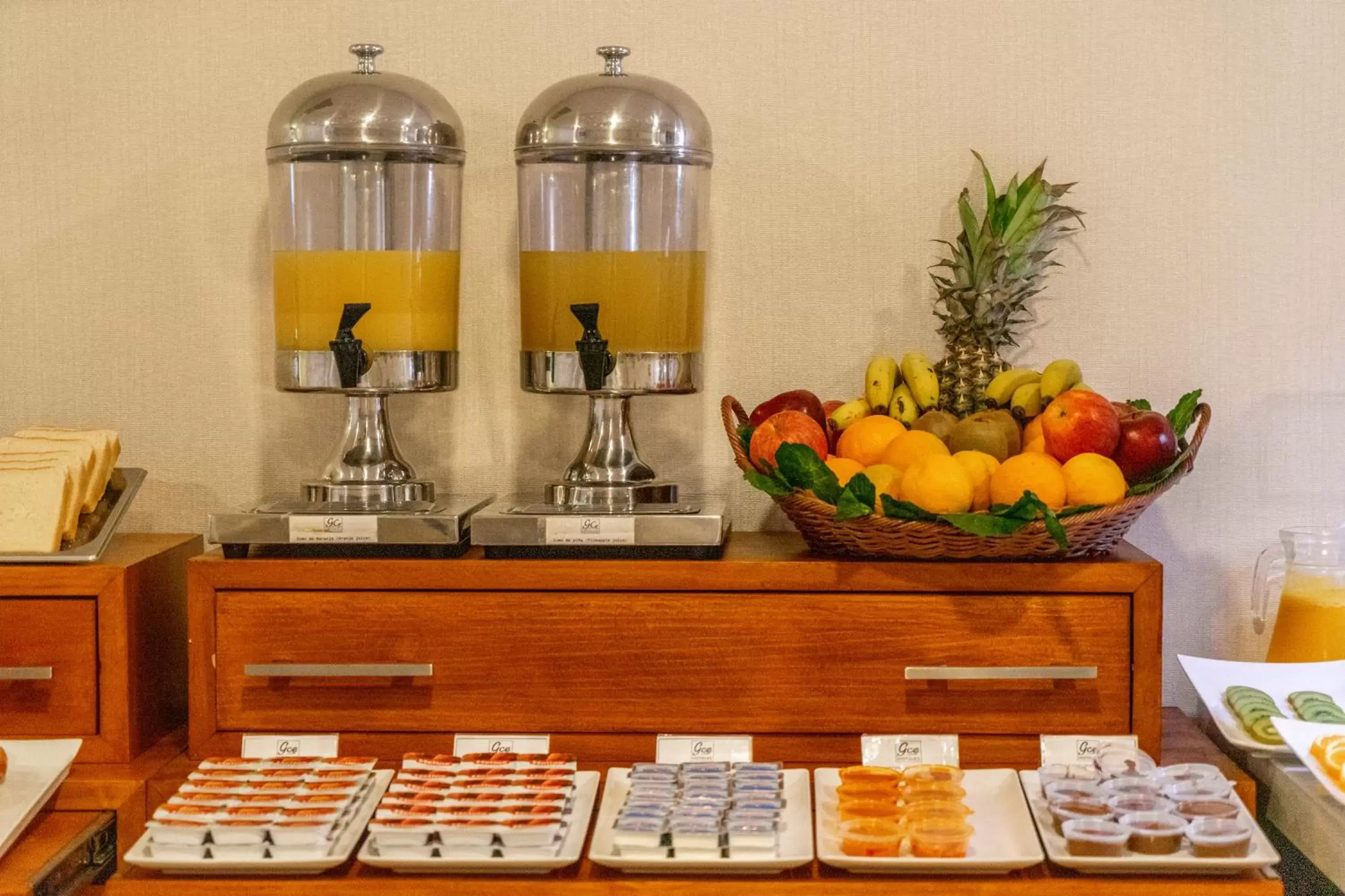 Buffet breakfast in Gce Hoteles