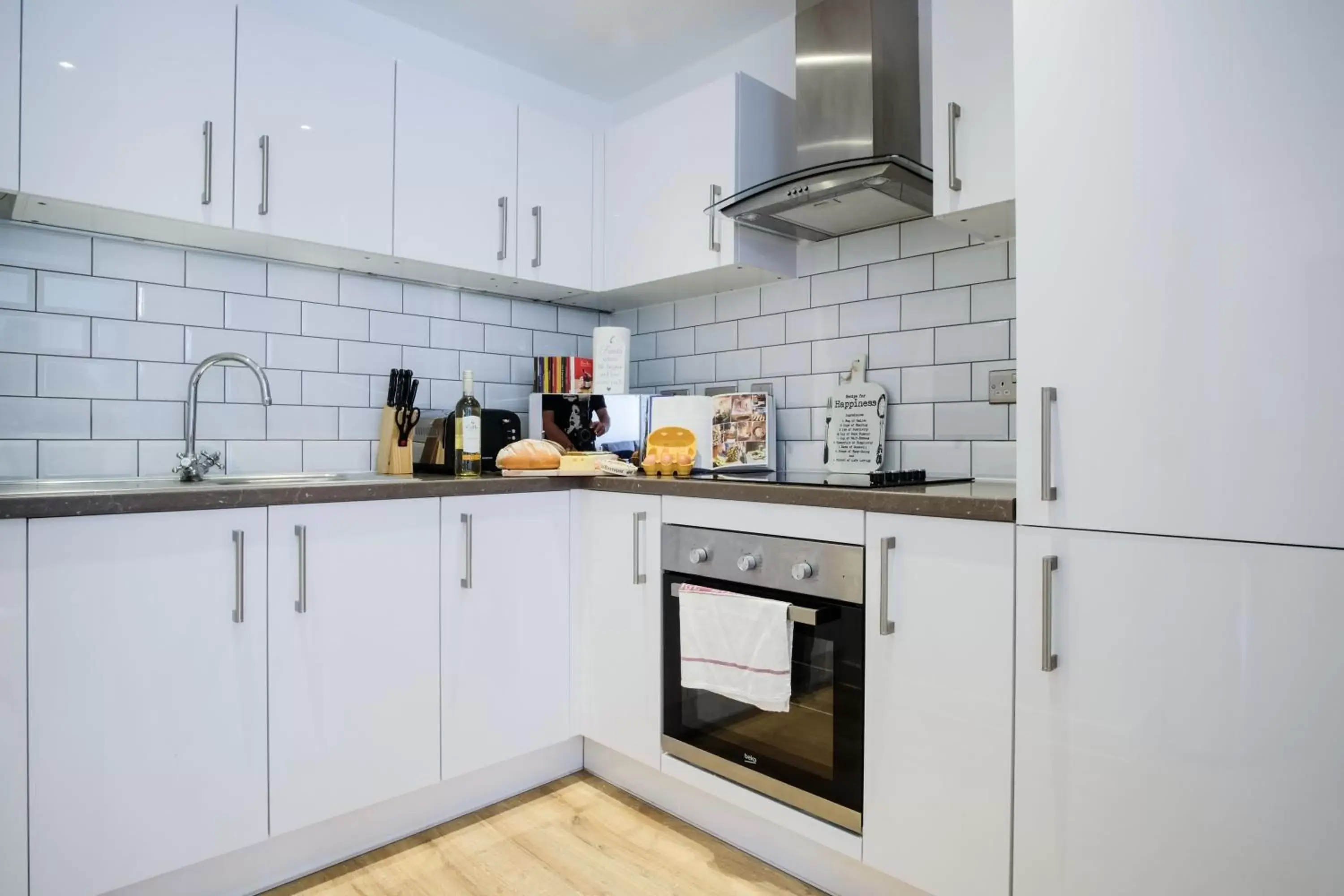 Kitchen or kitchenette, Kitchen/Kitchenette in Onyx O2 Arena Brindley Place Broad Street Large Spacious Apartment
