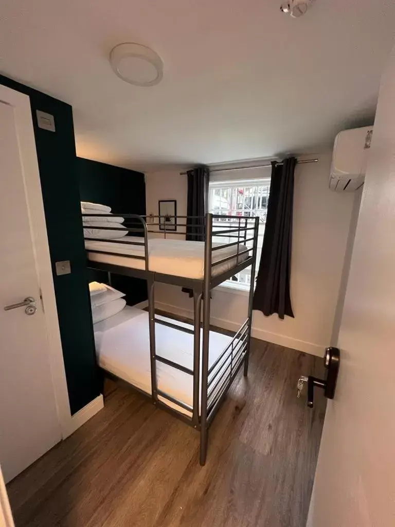 bunk bed in Smart Camden Inn Hostel