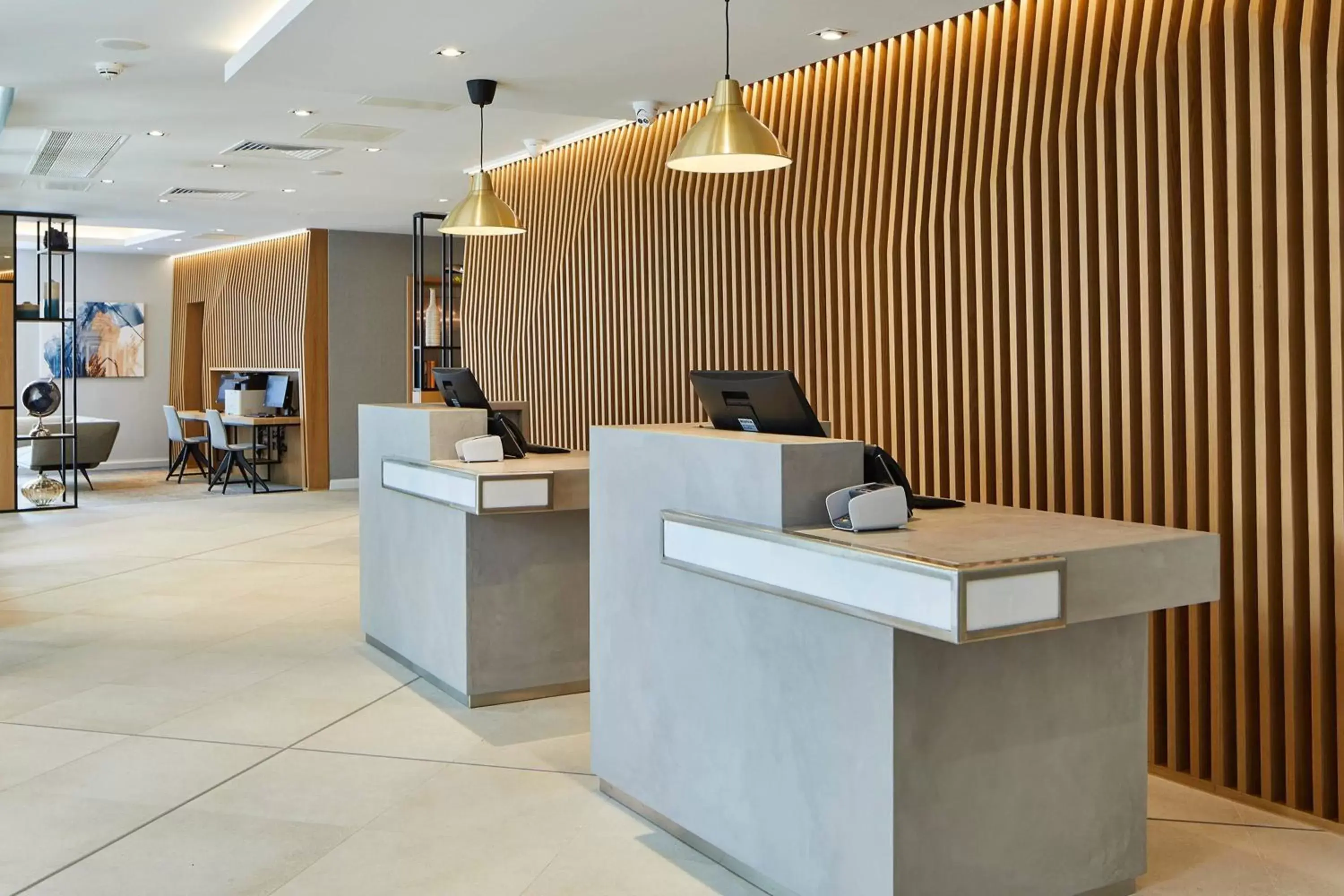 Lobby or reception in Courtyard by Marriott Oxford City Centre
