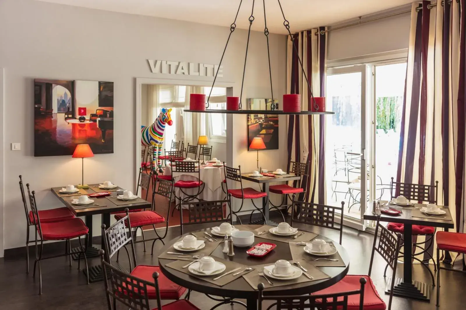Buffet breakfast, Restaurant/Places to Eat in Les Jardins D'Adalric