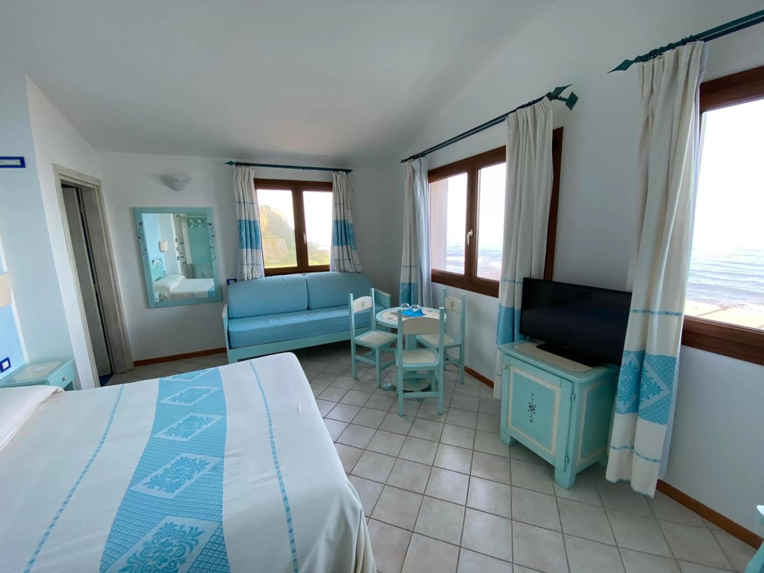 Photo of the whole room, Bed in La Locanda del Mare