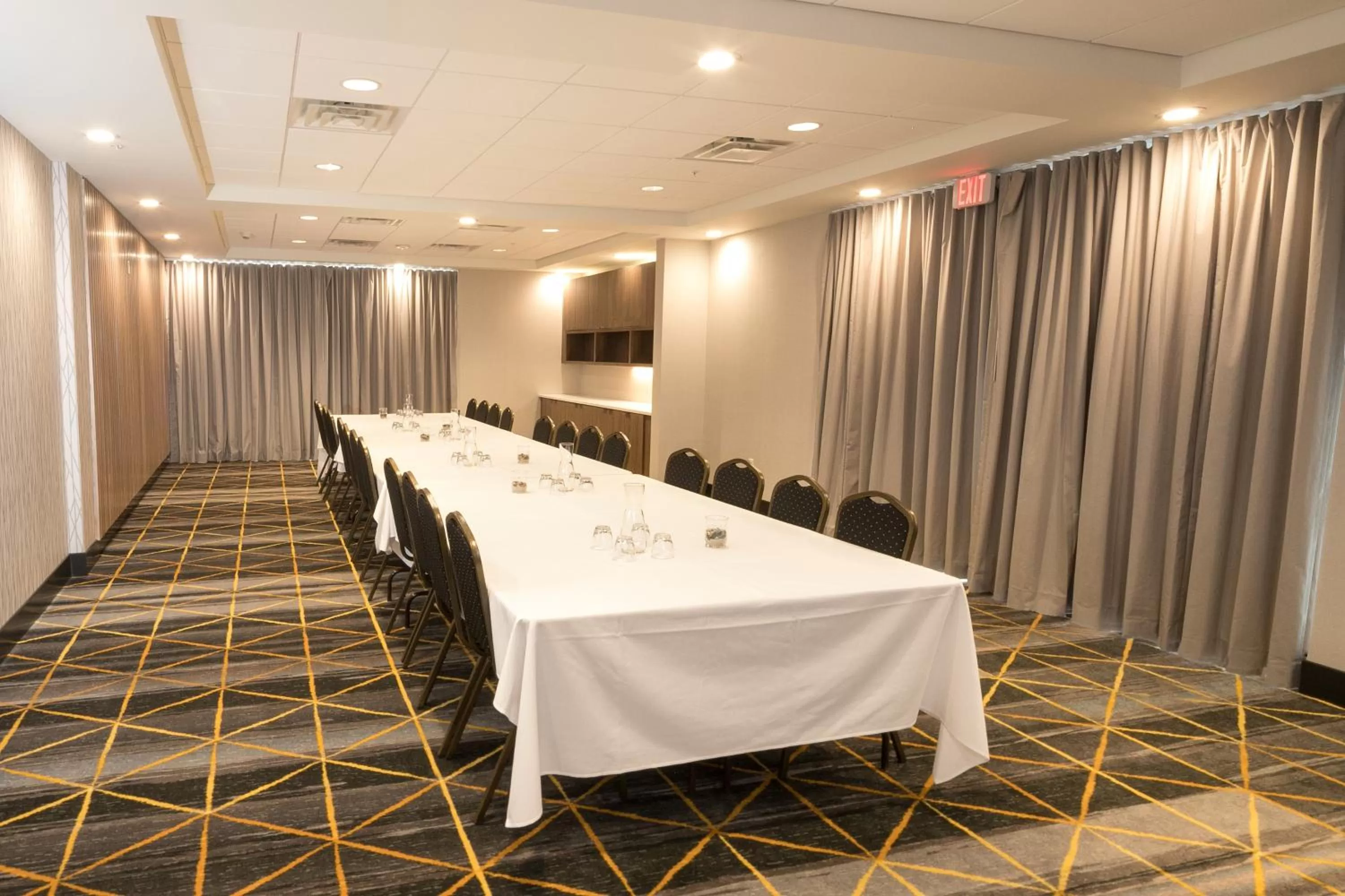Banquet/Function facilities in Holiday Inn & Suites Detroit - Troy by IHG