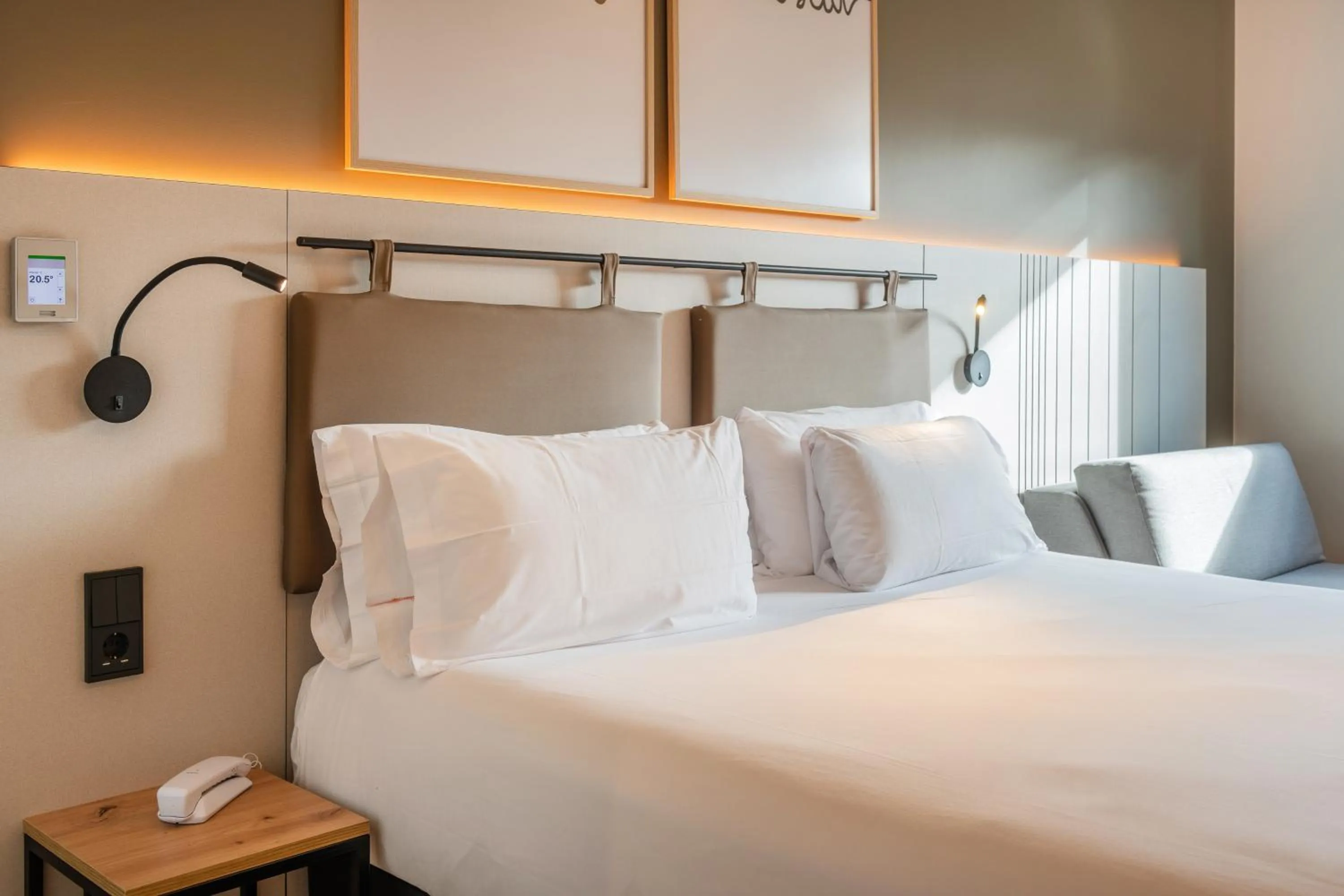 Bed in Hotel Bed4U San Sebasti