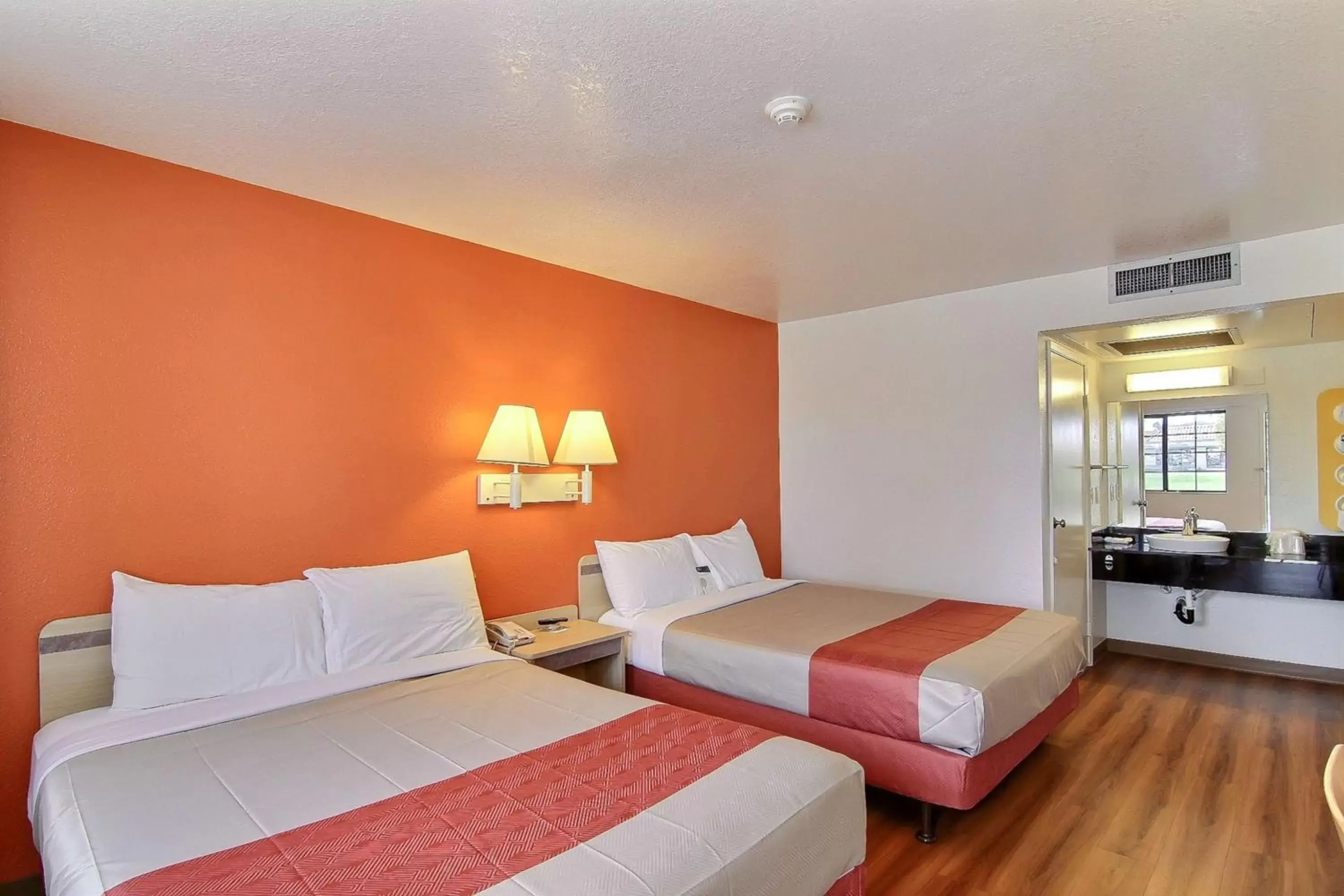 Bedroom, Bed in Motel 6-Lompoc, CA