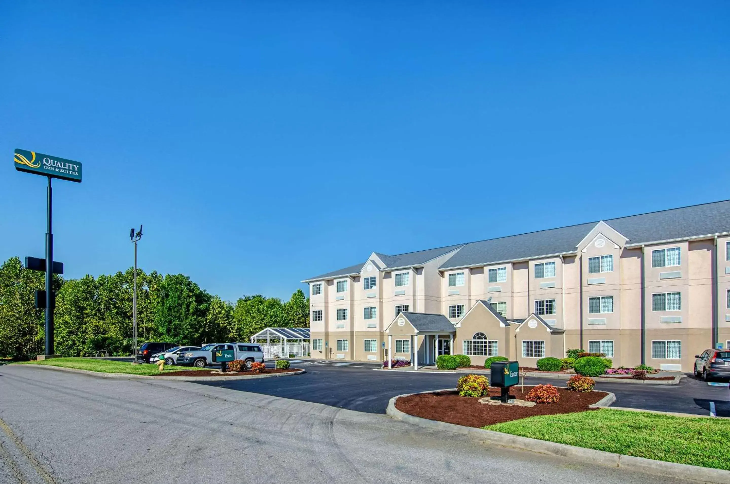 Property building in Quality Inn & Suites I-81 Exit 7
