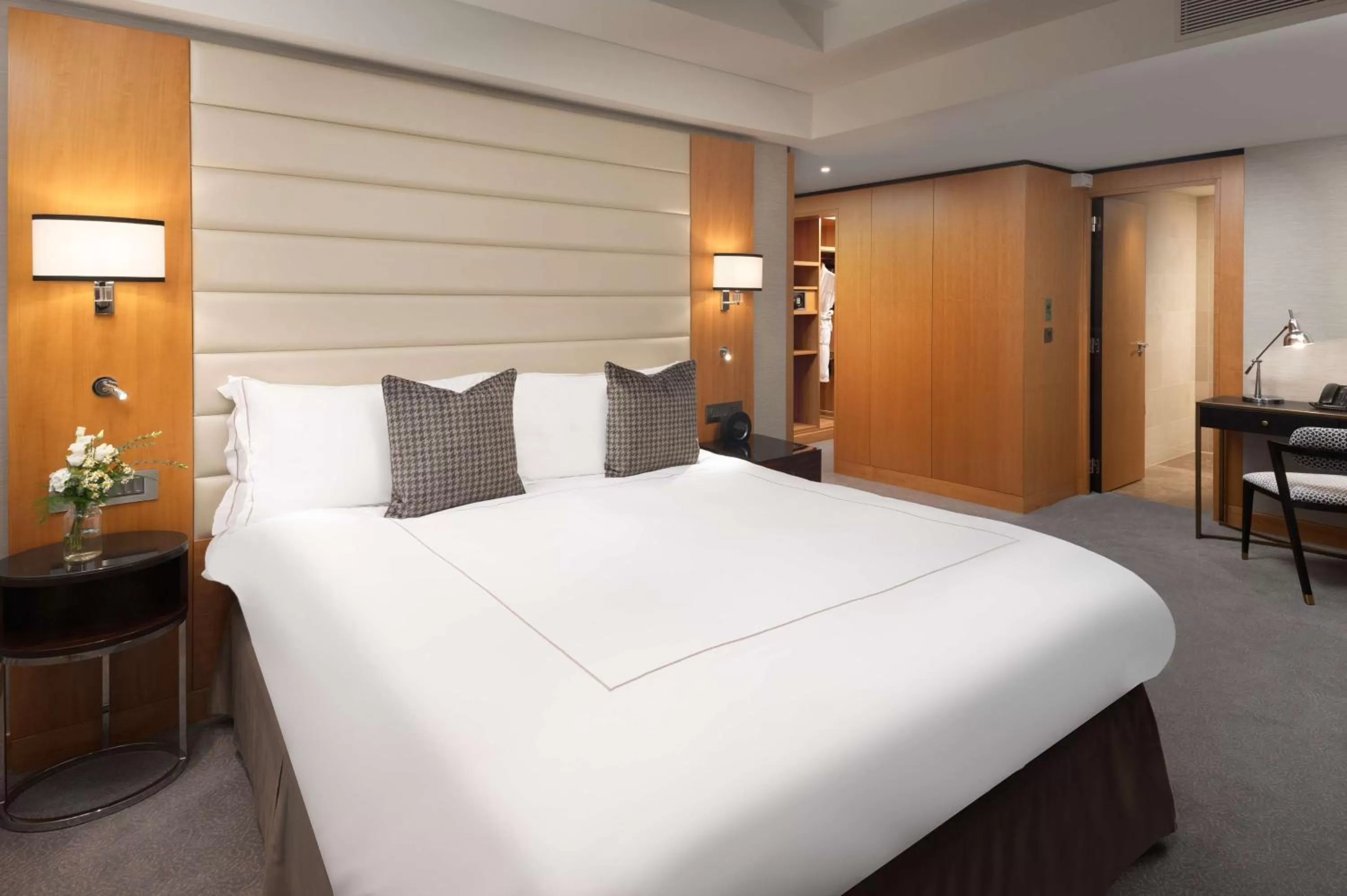 Bed in Conrad London St James