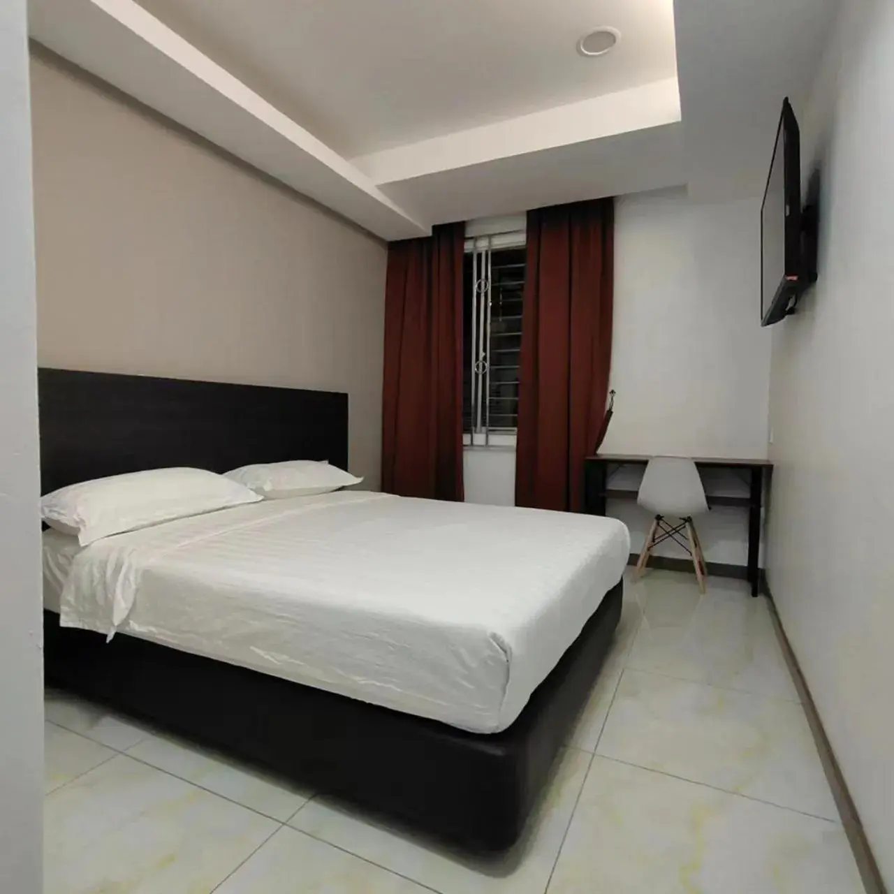 Bed in Comfort Inn Salim