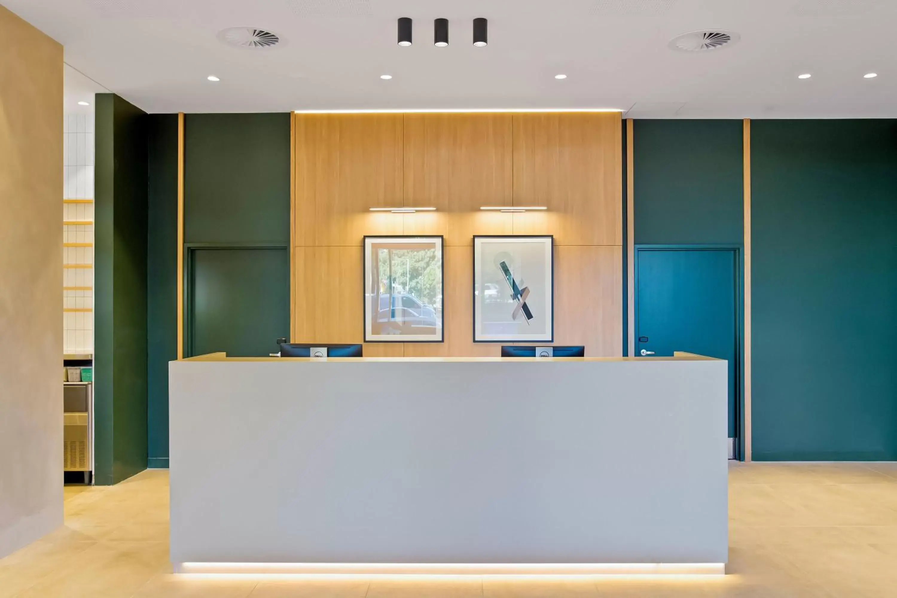 Lobby or reception in Mantra on Sydney Airport Lobby or reception in Mantra on Sydney Airport