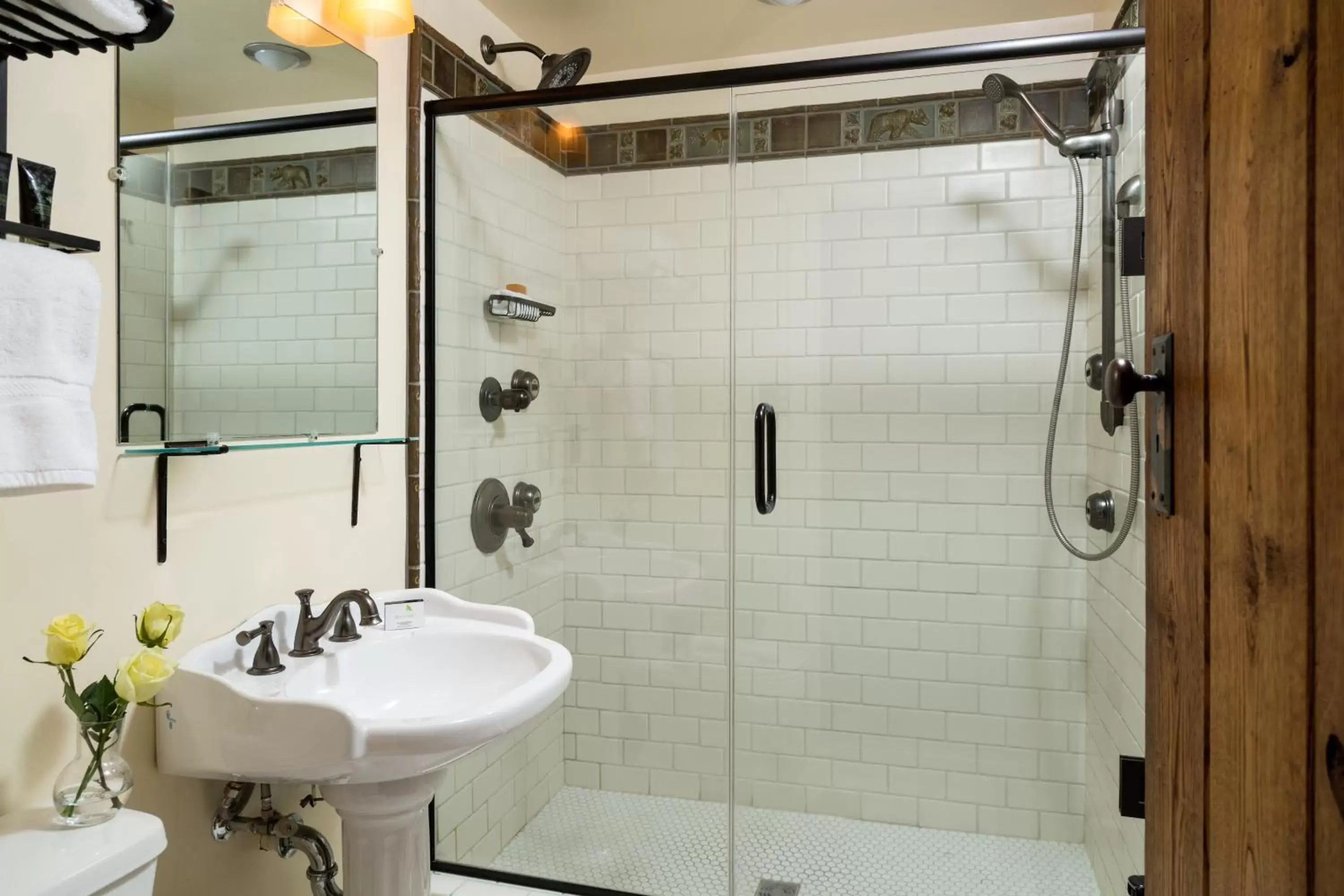 Bathroom in Lake Pointe Inn