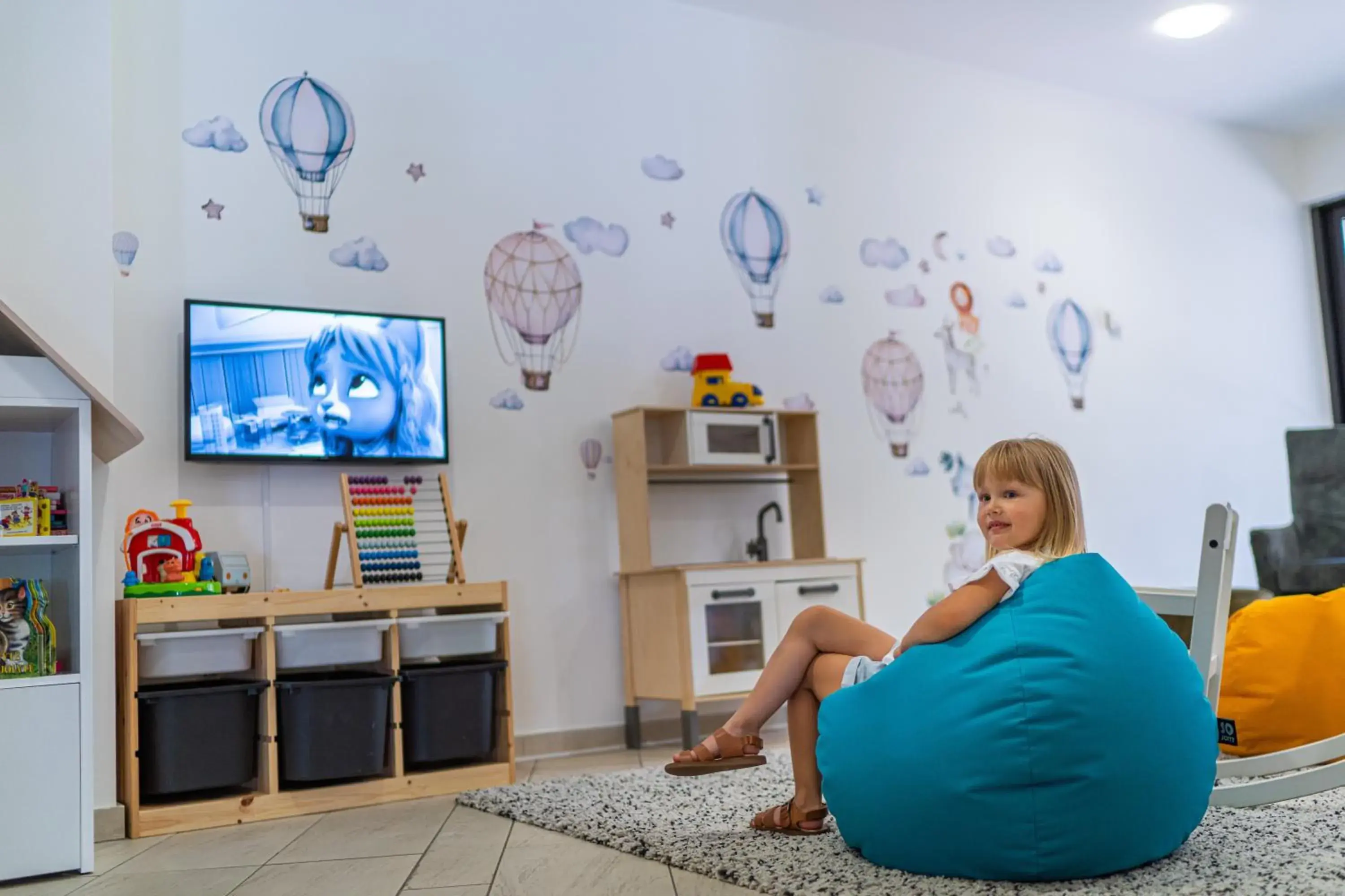 Children play ground, TV/Entertainment Center in Gabija hotel & SPA