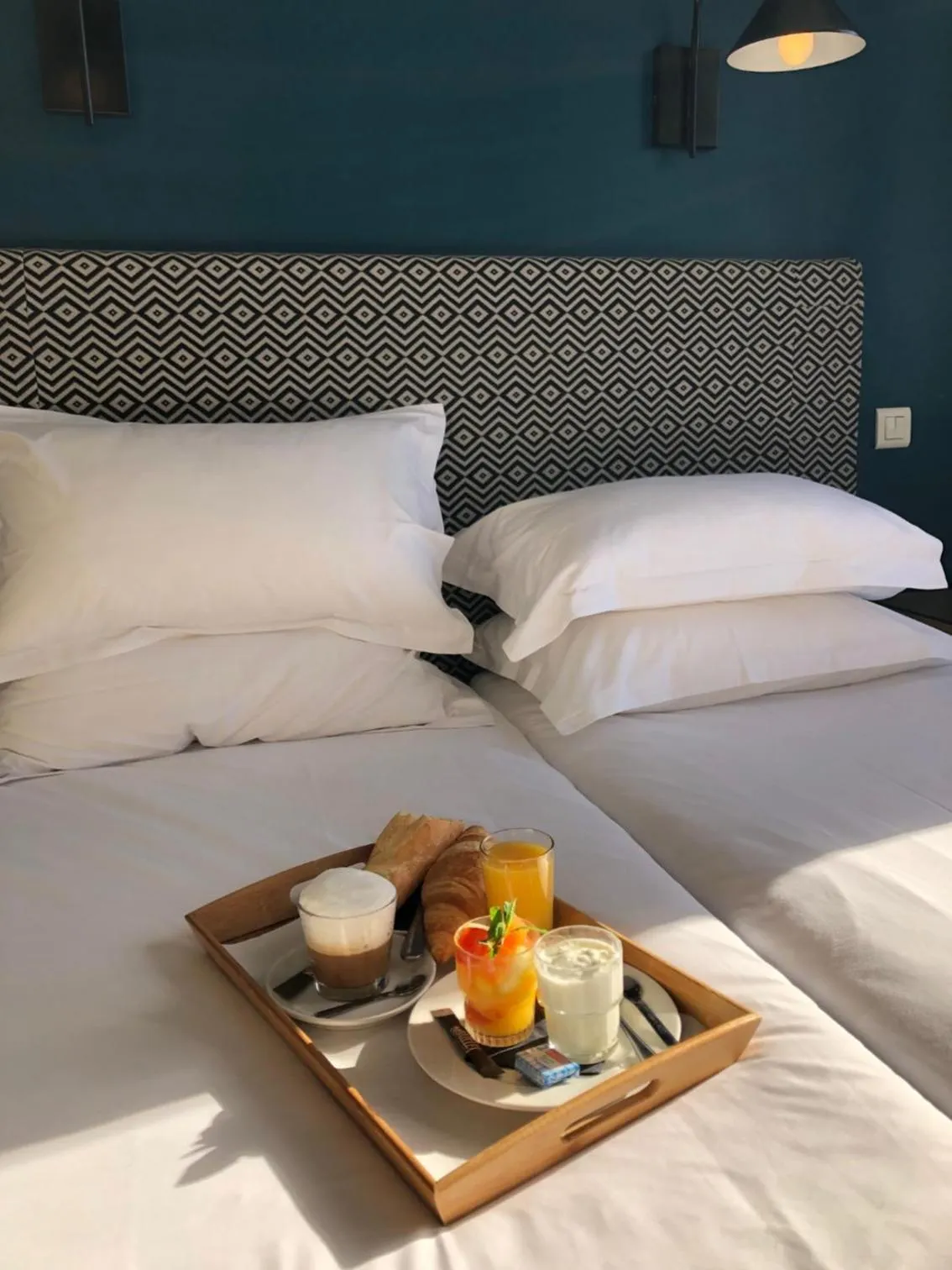 Food and drinks, Bed in Hotel Belle-Vue Vieux-Port