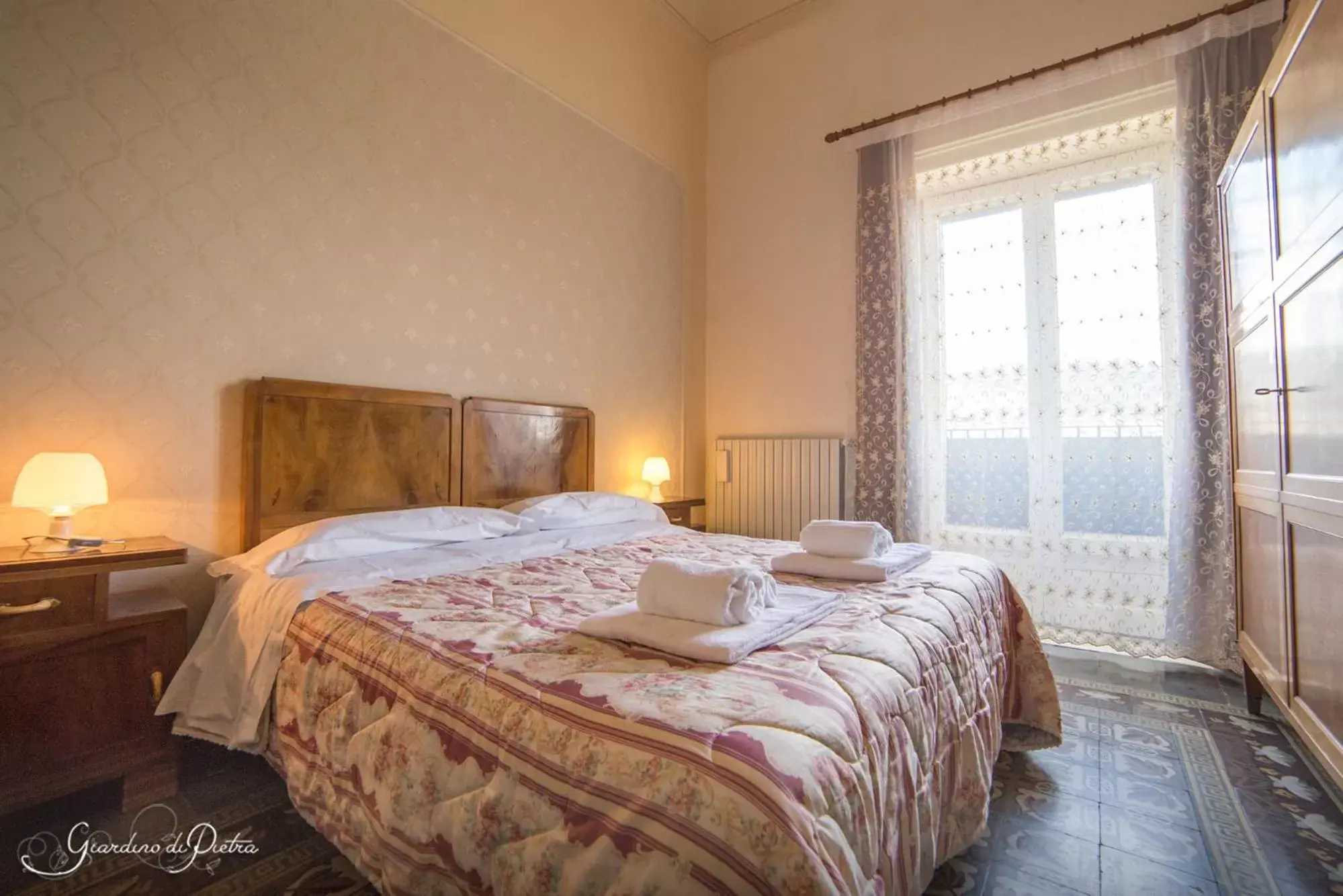 Comfort Double Room in B&B Giardino Di Pietra Comfort Double Room in B&B Giardino Di Pietra