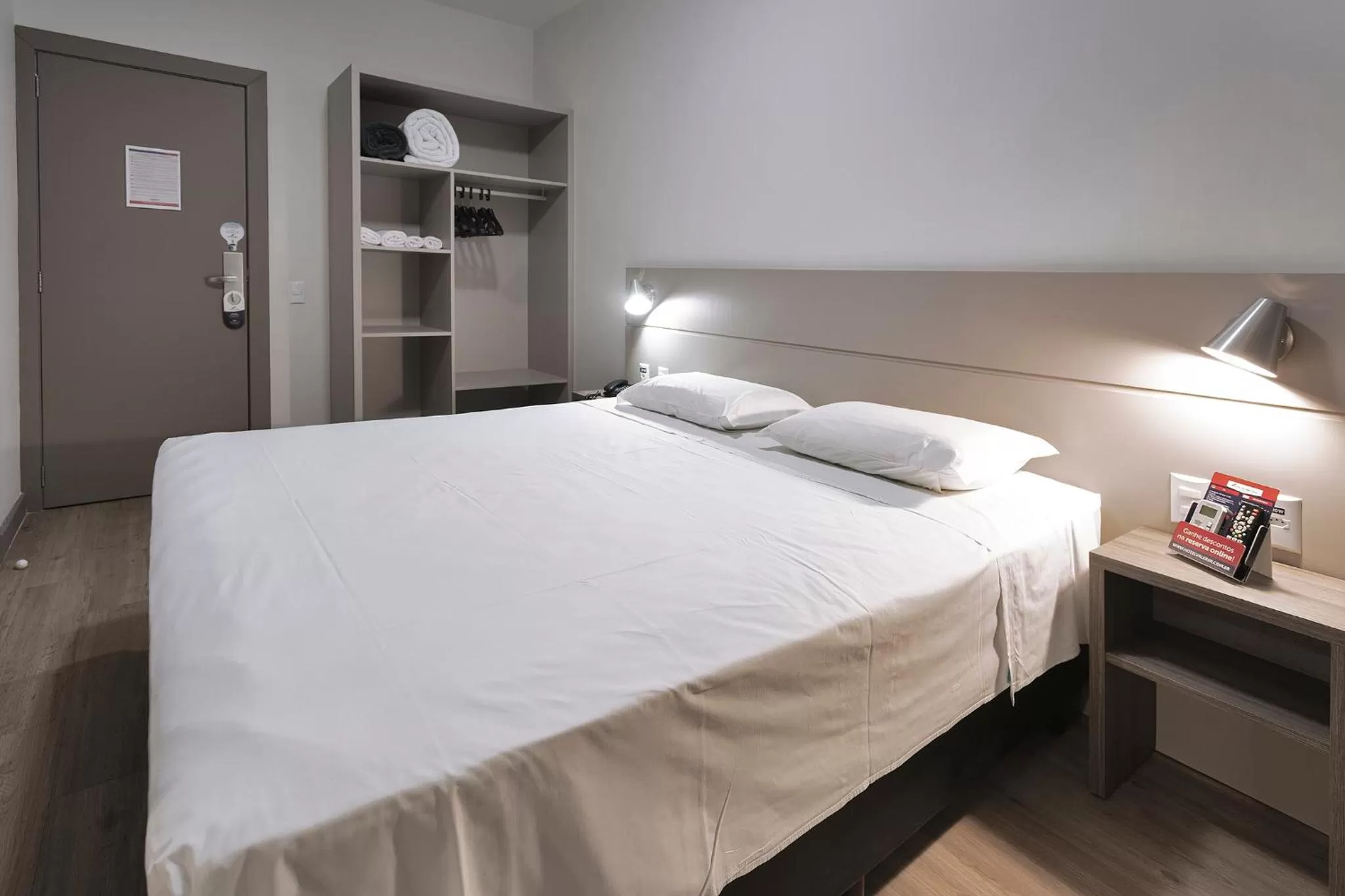 Superior Double Bed Room in Hotel Valerim Itajaí / Navegantes