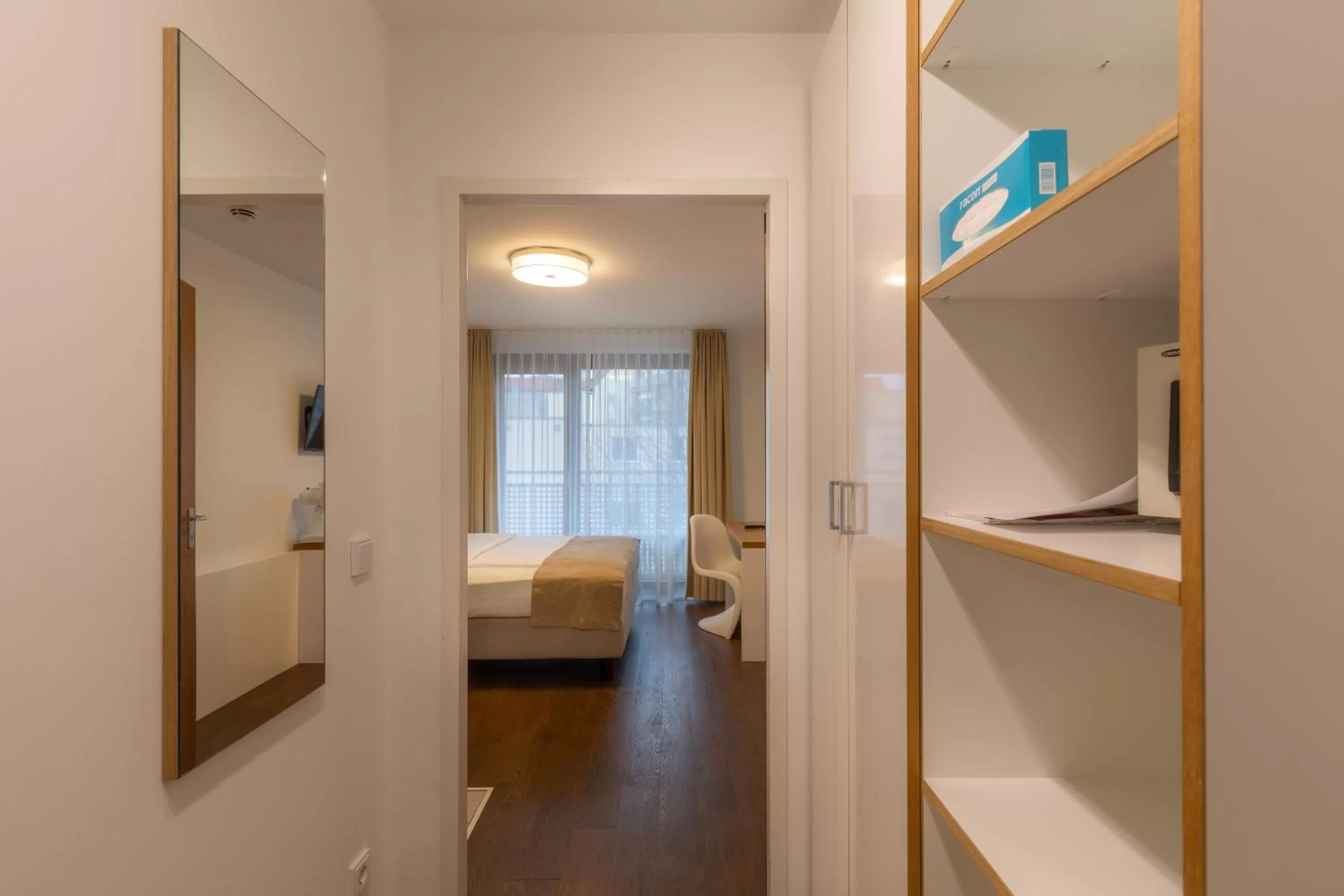 wardrobe, Bed in Downtown Vi Vadi Hotel