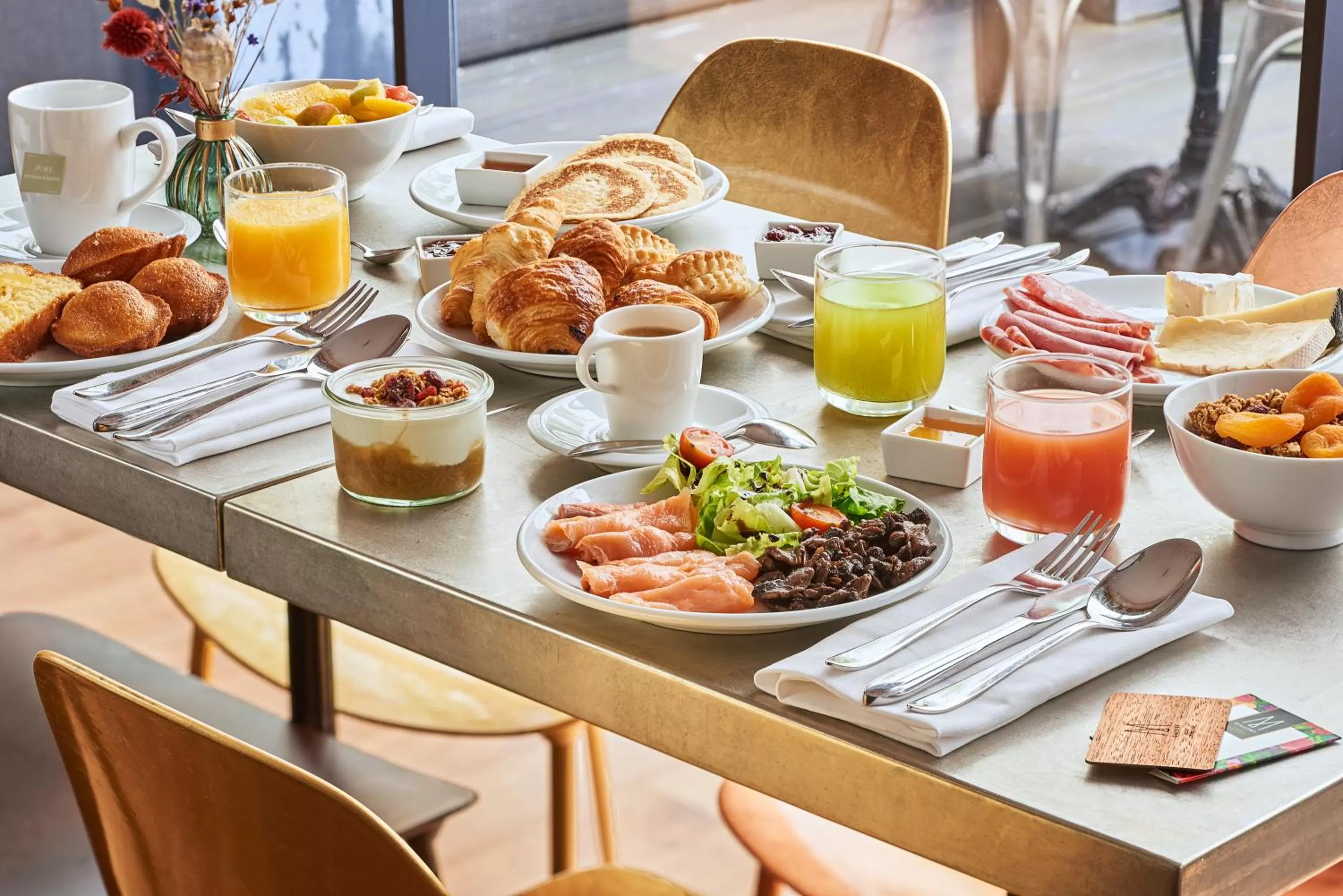 Breakfast in Boutet Bastille Hotel Paris - MGallery Collection