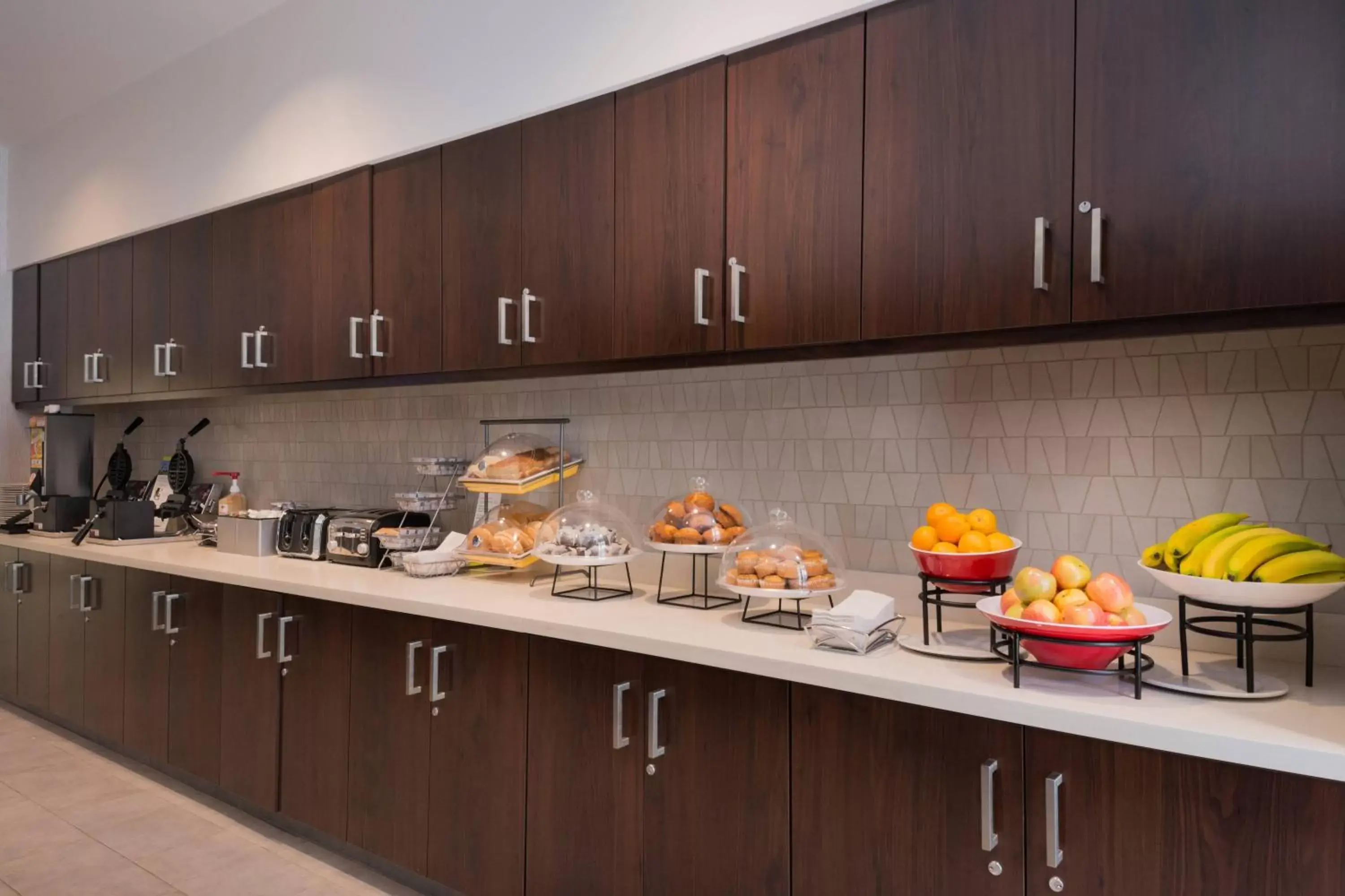 Breakfast, Kitchen/Kitchenette in Residence Inn by Marriott Palo Alto Menlo Park
