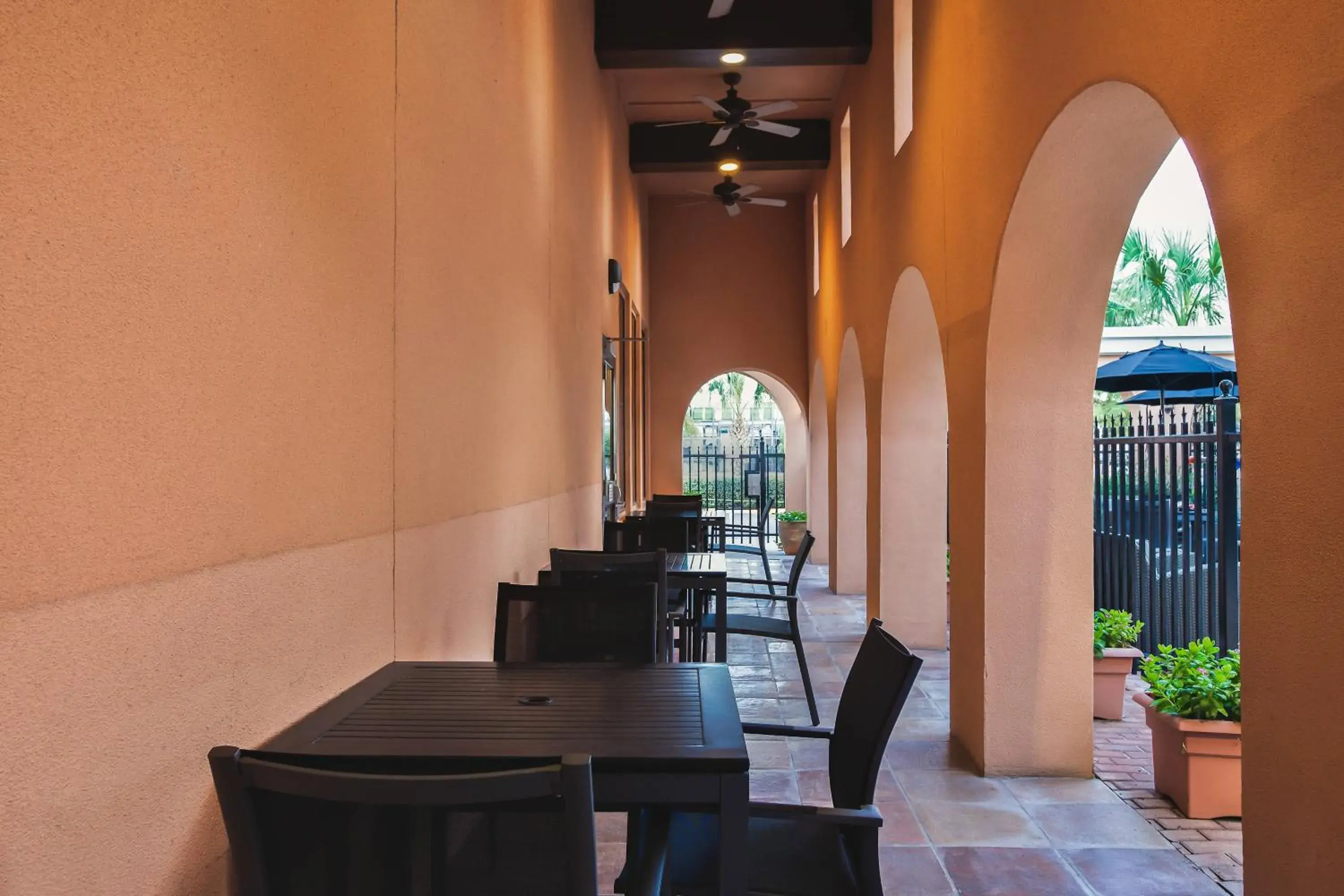 Property building, Restaurant/Places to Eat in Residence Inn by Marriott Laredo Del Mar