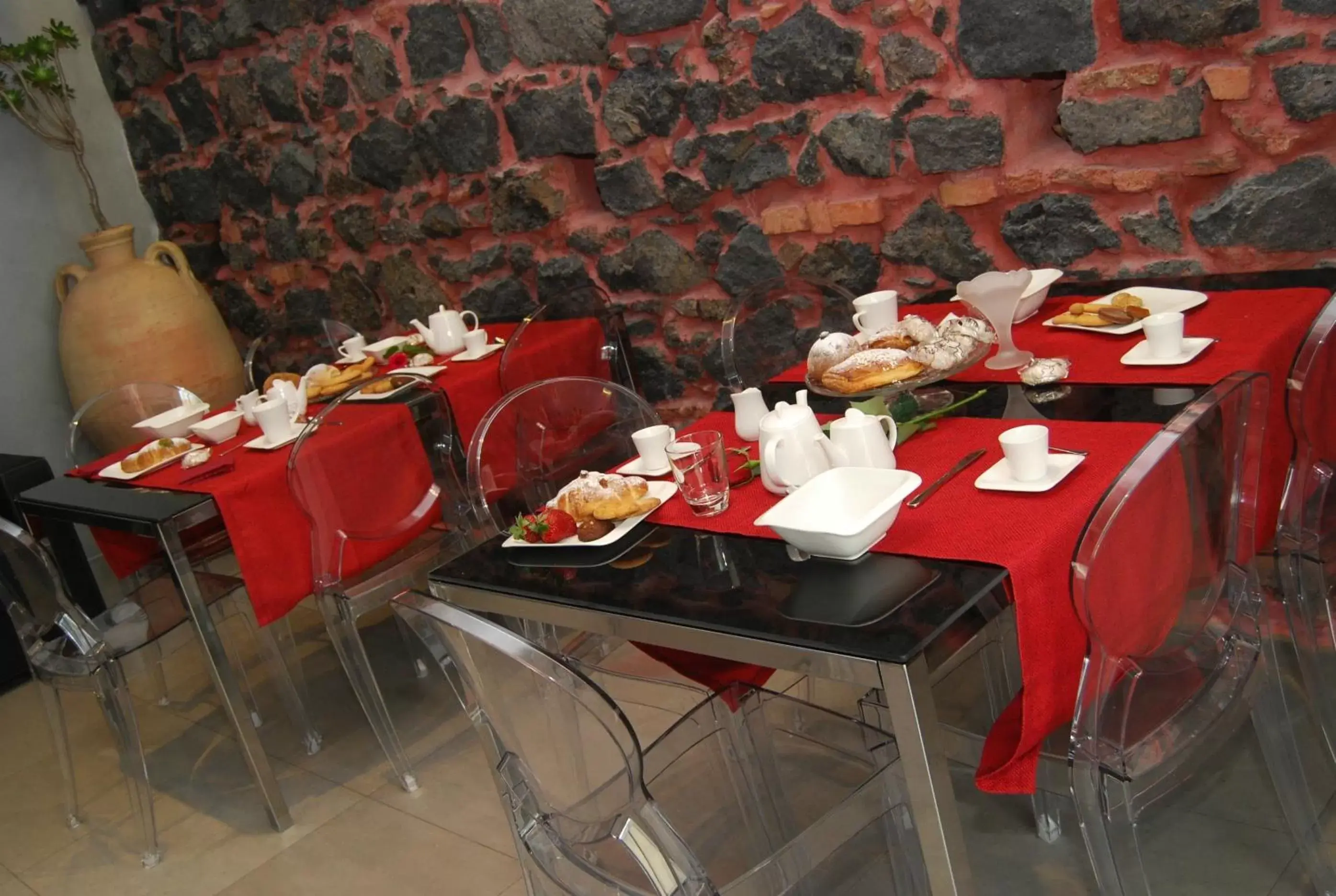 Restaurant/Places to Eat in La Dimora