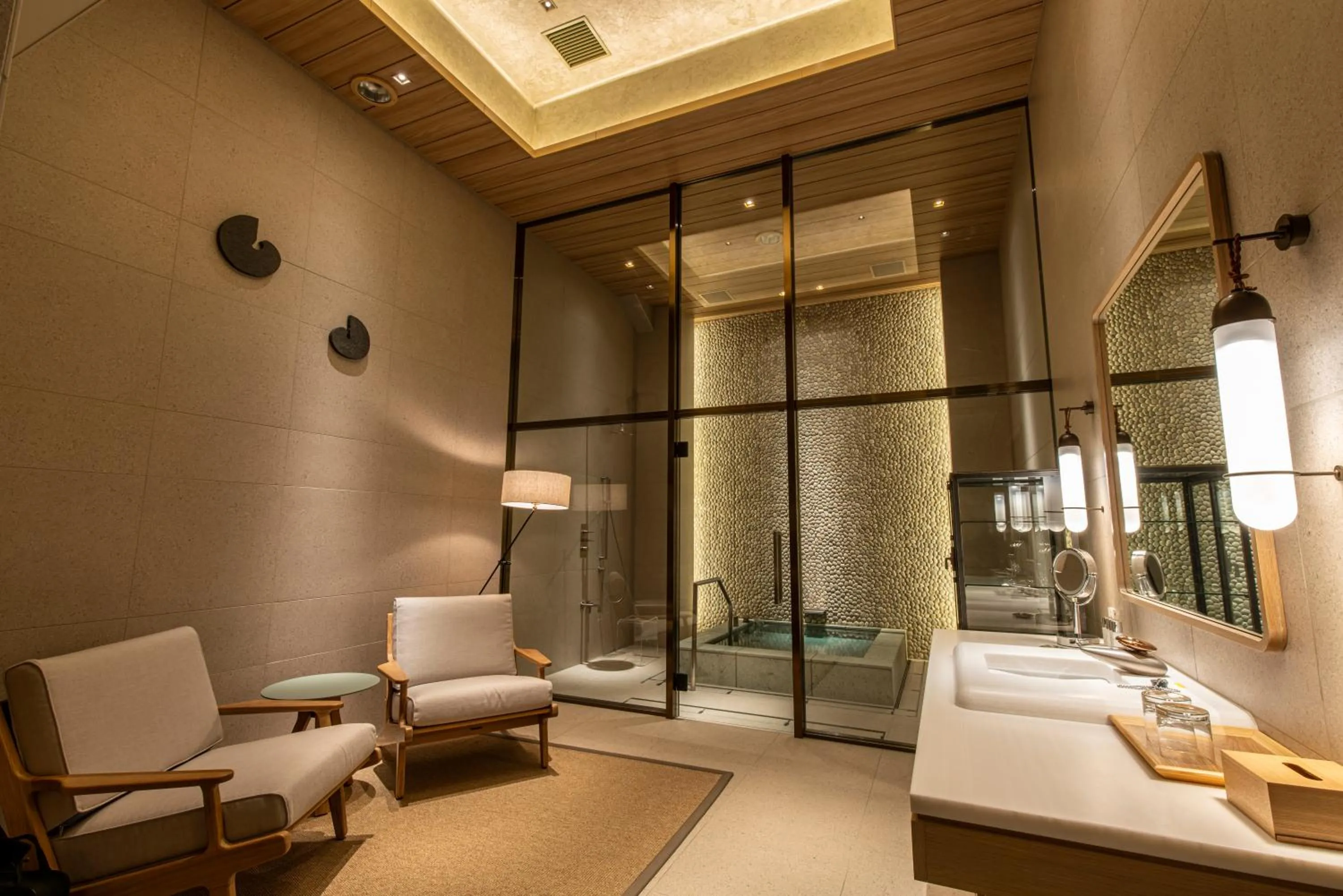 Area and facilities, Bed in The Hotel Seiryu Kyoto Kiyomizu - a member of the Leading Hotels of the World-