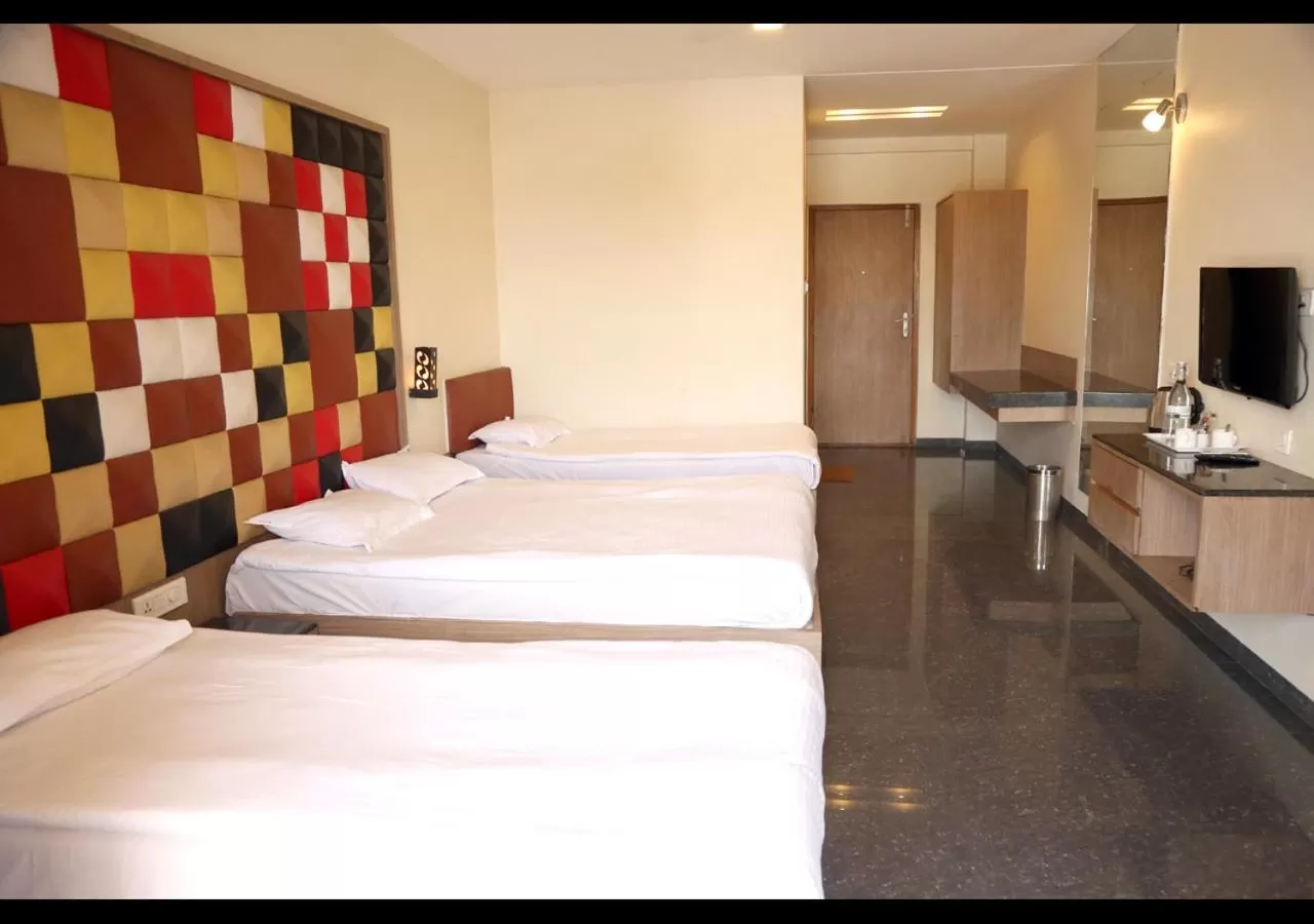 Bedroom, Bed in Hotel AGC