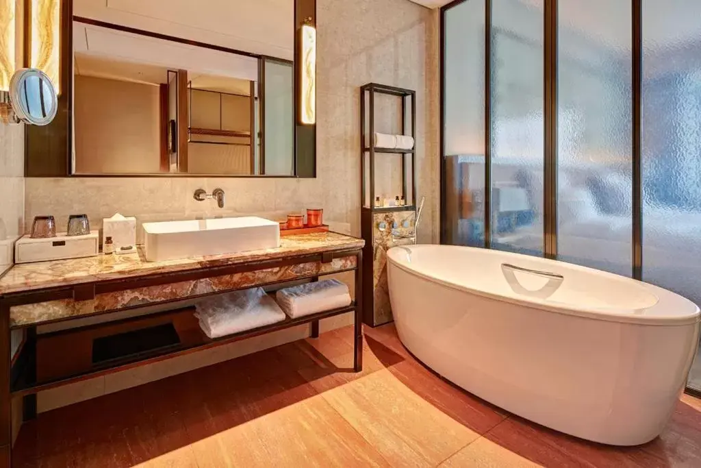 Bathroom in Pullman Huizhou Kaisa