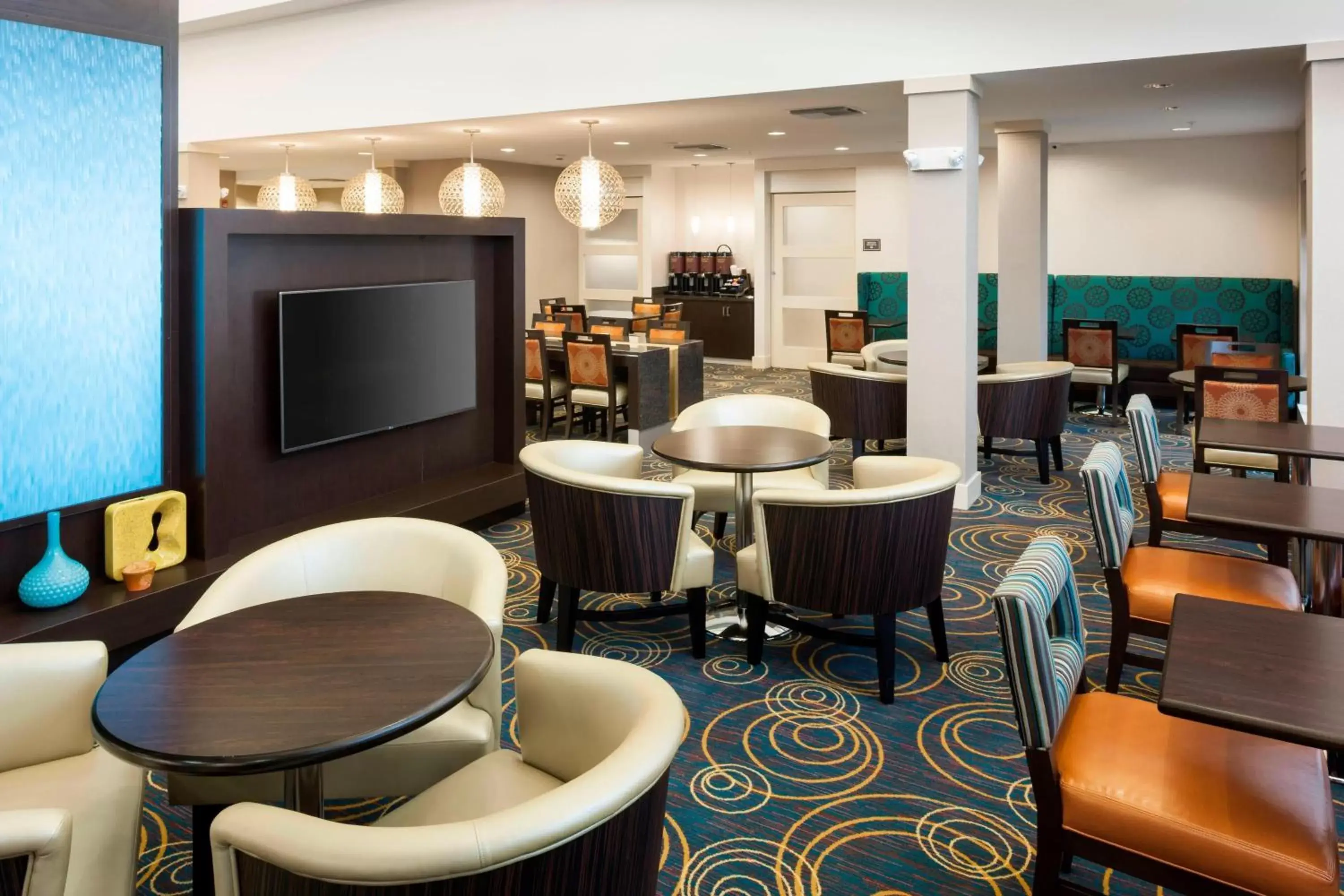 Restaurant/places to eat, Lounge/Bar in Residence Inn by Marriott Fort Lauderdale Airport & Cruise Port