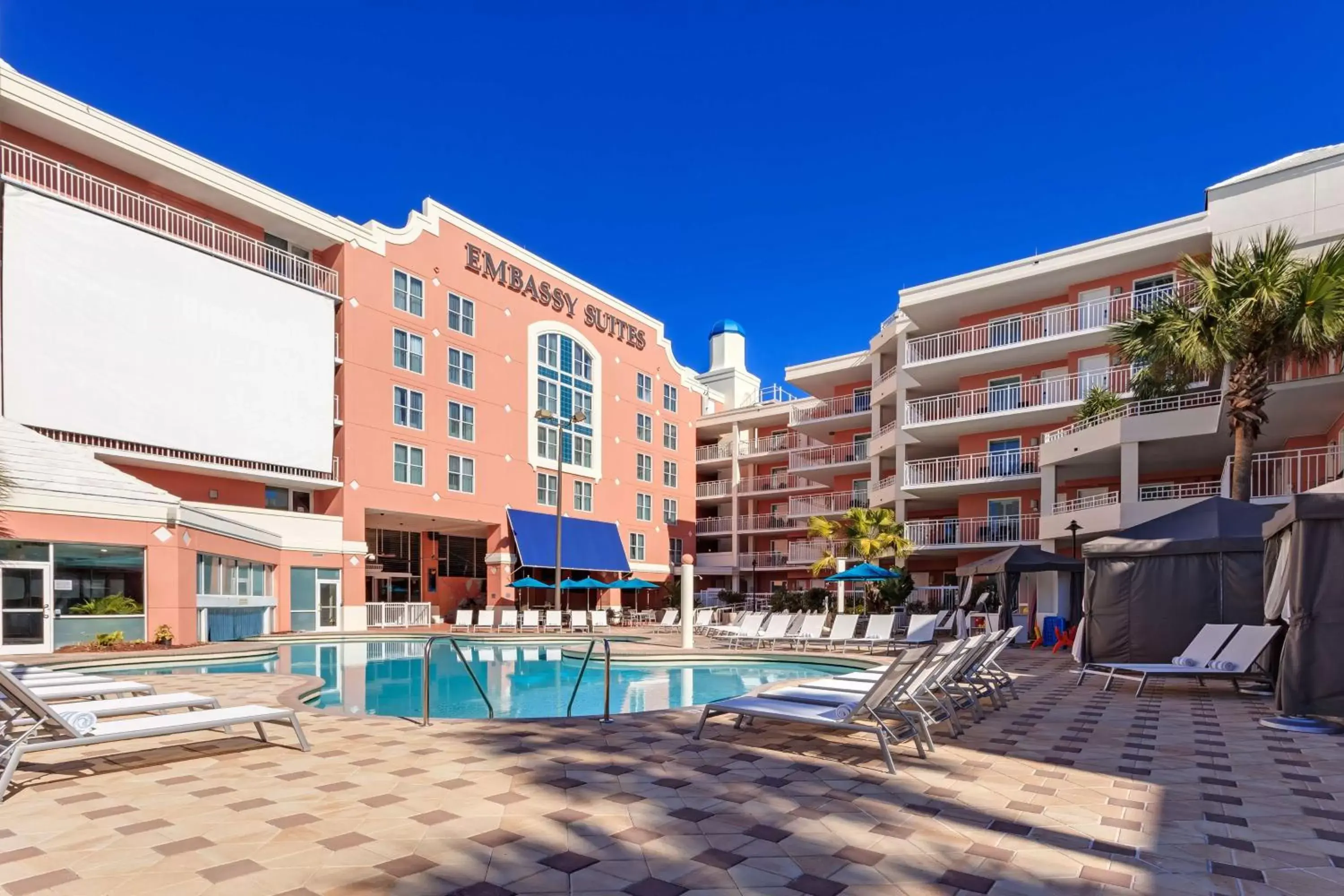 Pool view, Swimming Pool in Embassy Suites by Hilton Orlando Lake Buena Vista Resort