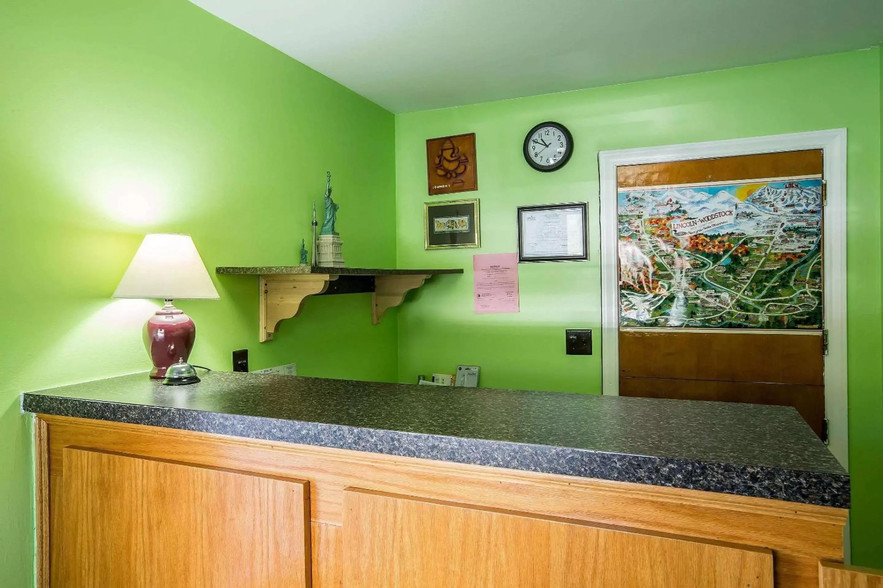 Lobby or reception in Rodeway Inn Lincoln I-93 Lobby or reception in Rodeway Inn Lincoln I-93