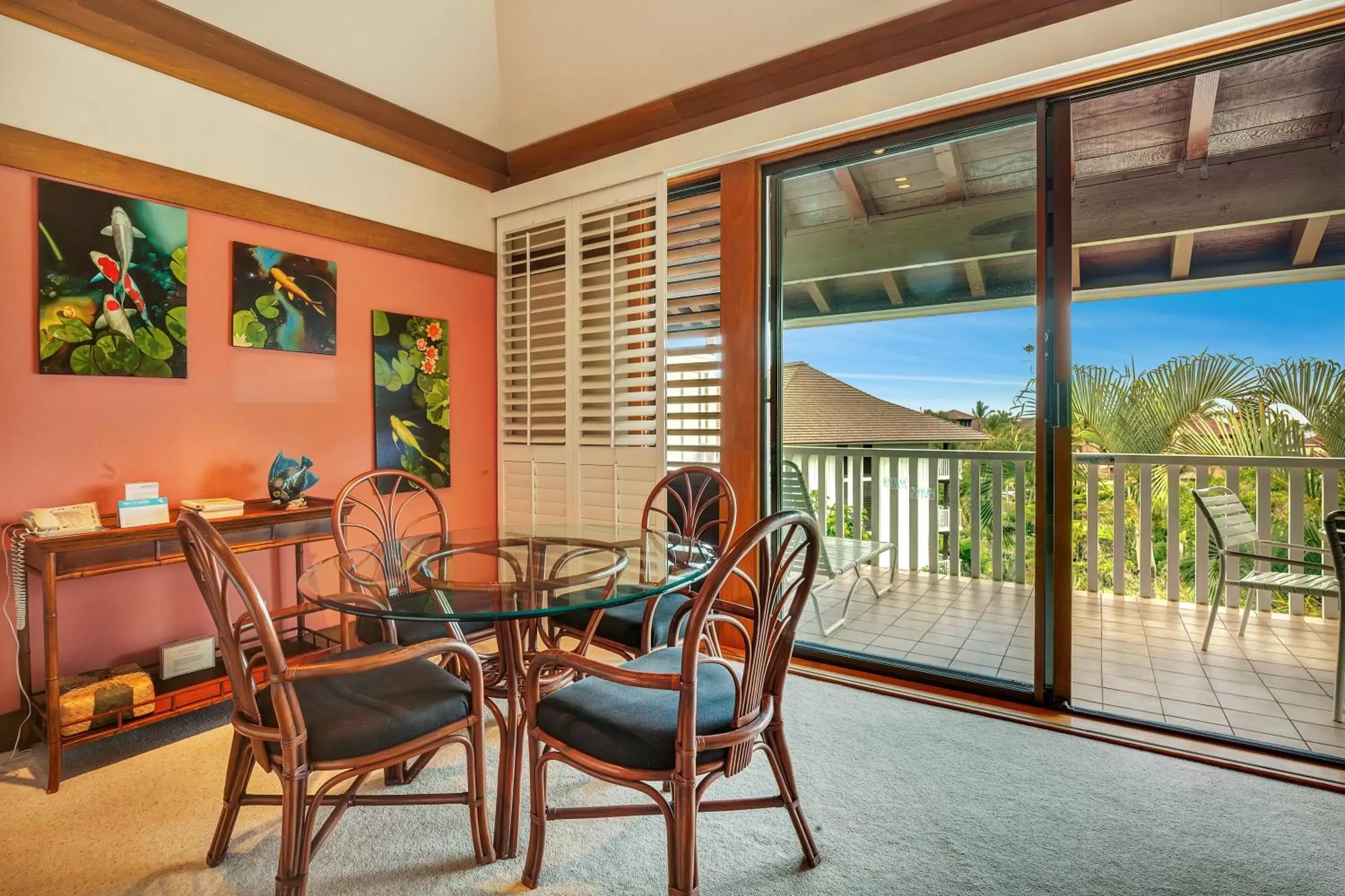 Seating area in Castle Kiahuna Plantation & The Beach Bungalows