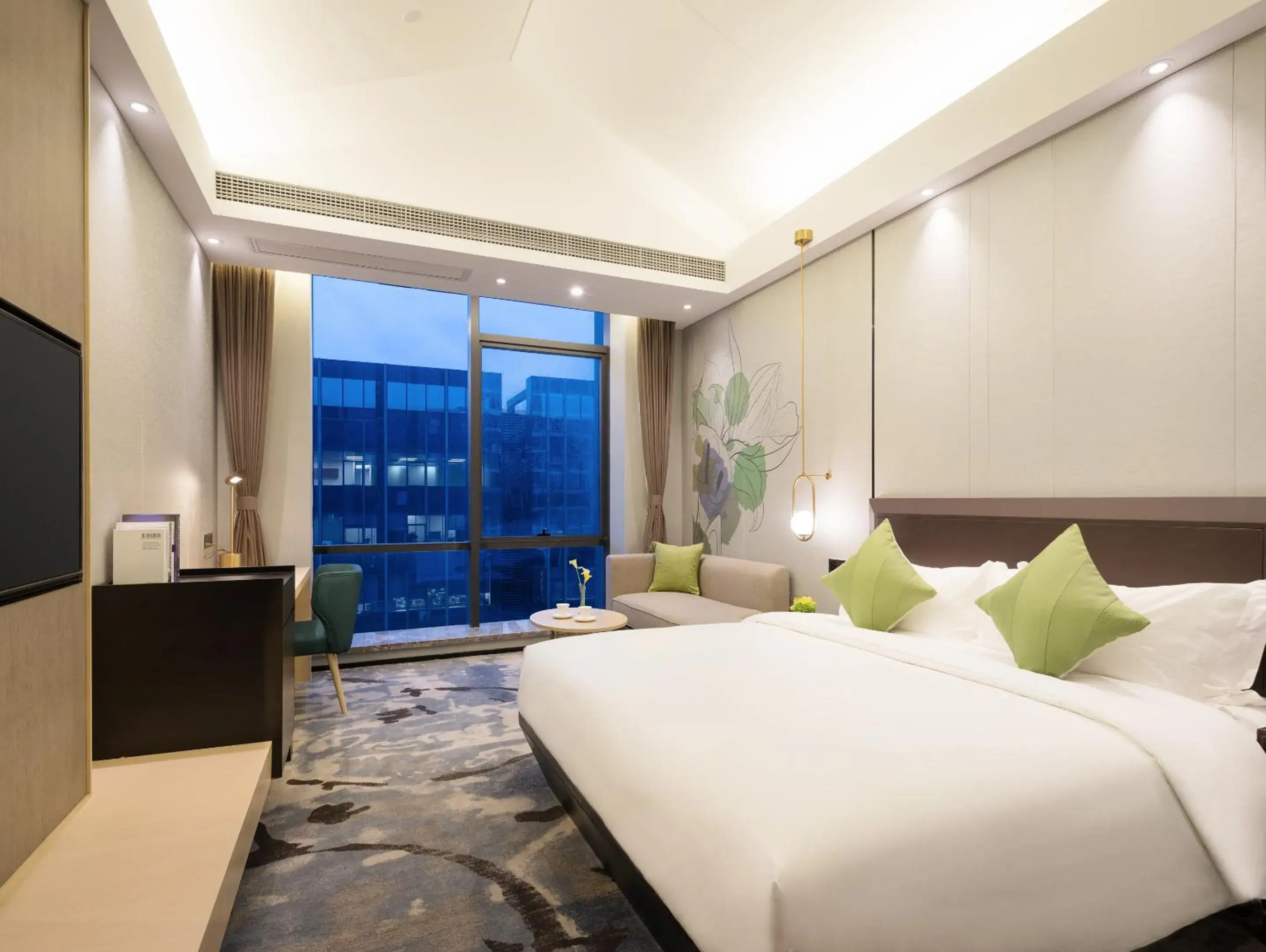 Executive King Room in Buddy Hotel-Free Shuttle to Canton Fair Complex during Canton Fair Period Executive King Room in Buddy Hotel-Free Shuttle to Canton Fair Complex during Canton Fair Period