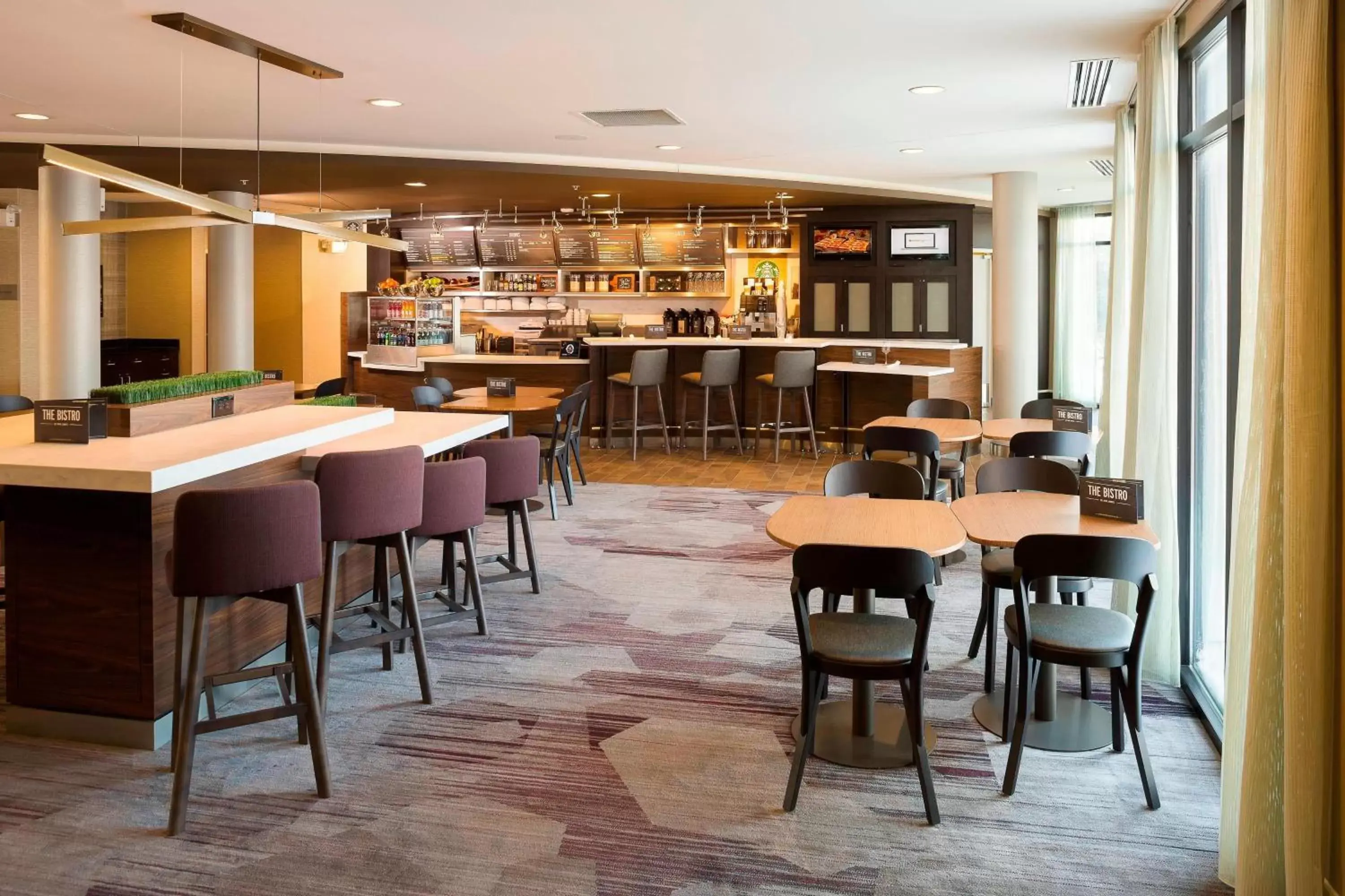 Restaurant/Places to Eat in Courtyard By Marriott Sioux Falls
