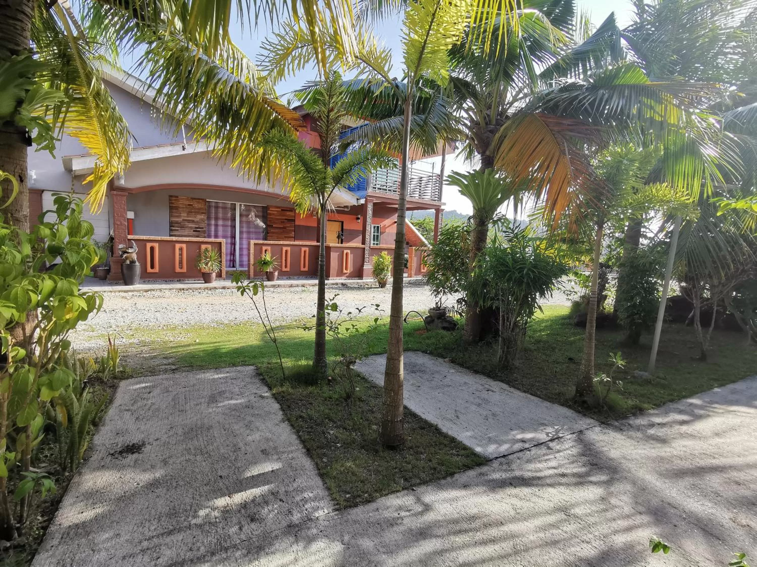 Property building in Cenang Room Rahsia Motel