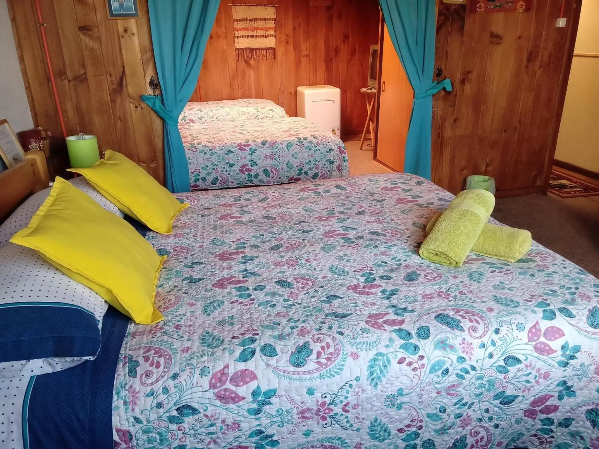 Triple Room with Private Bathroom in Hostal Destino Bellavista