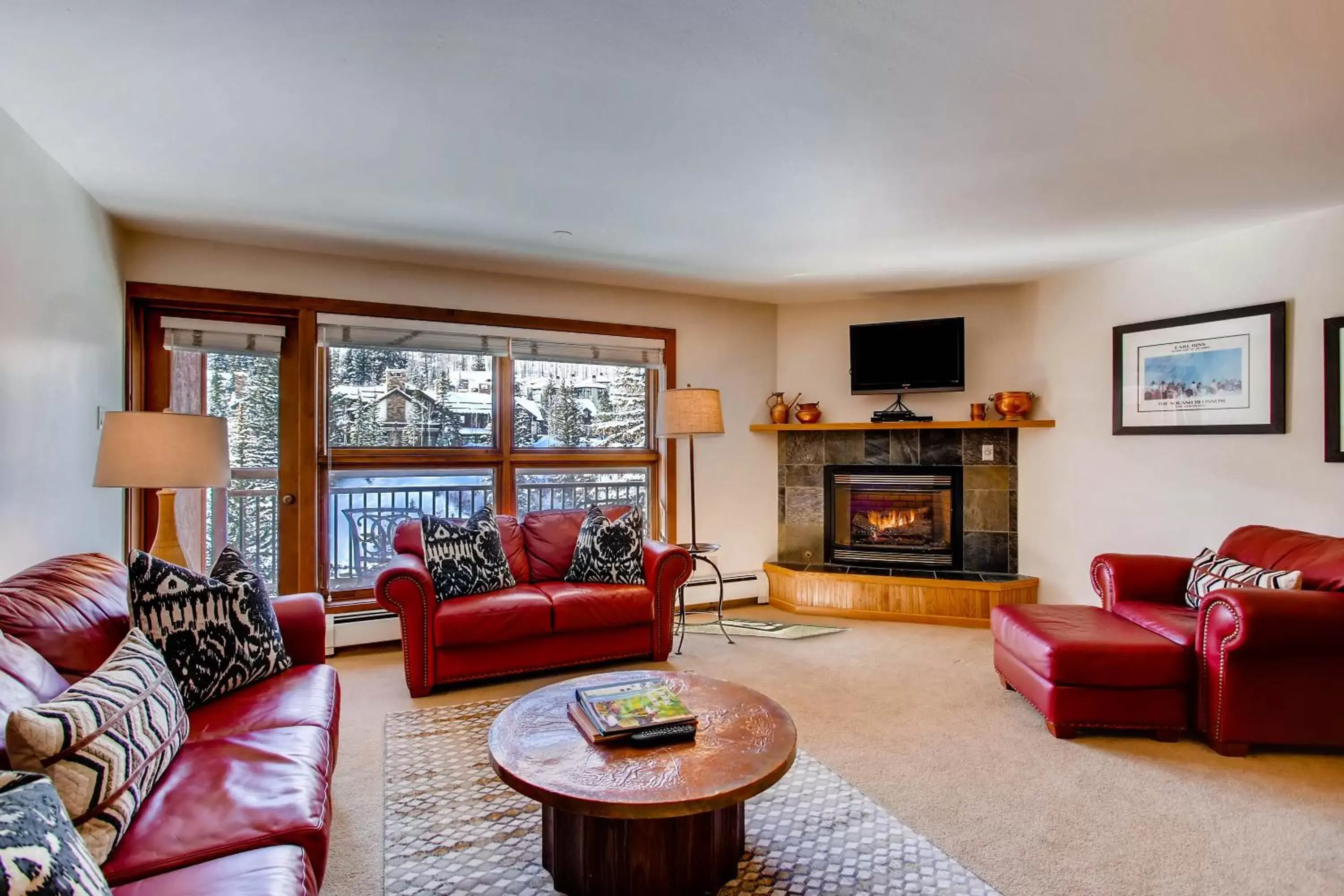 Living room, Seating Area in Lion Square Lodge