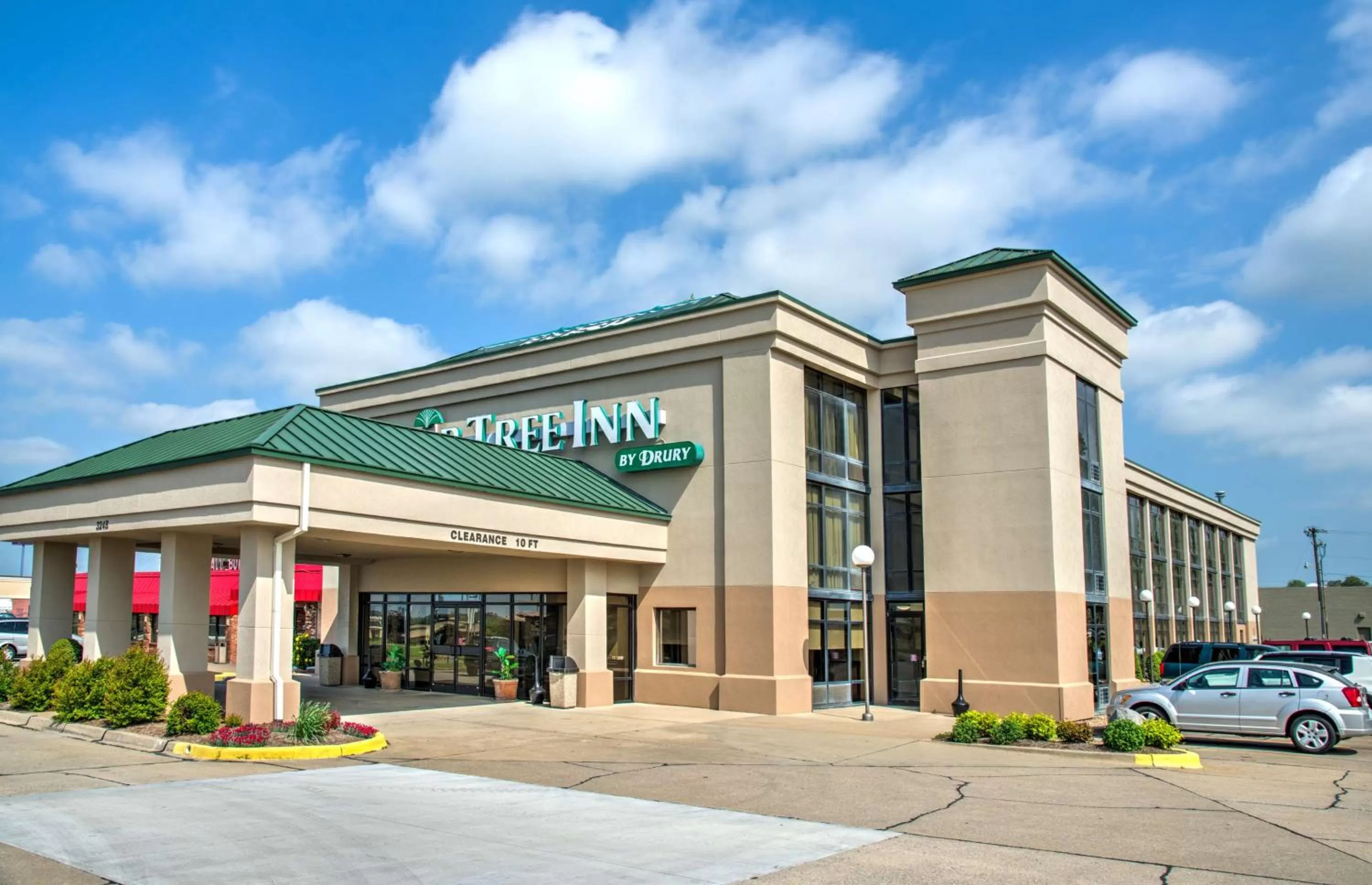 Property building in Pear Tree Inn Cape Girardeau Medical Center