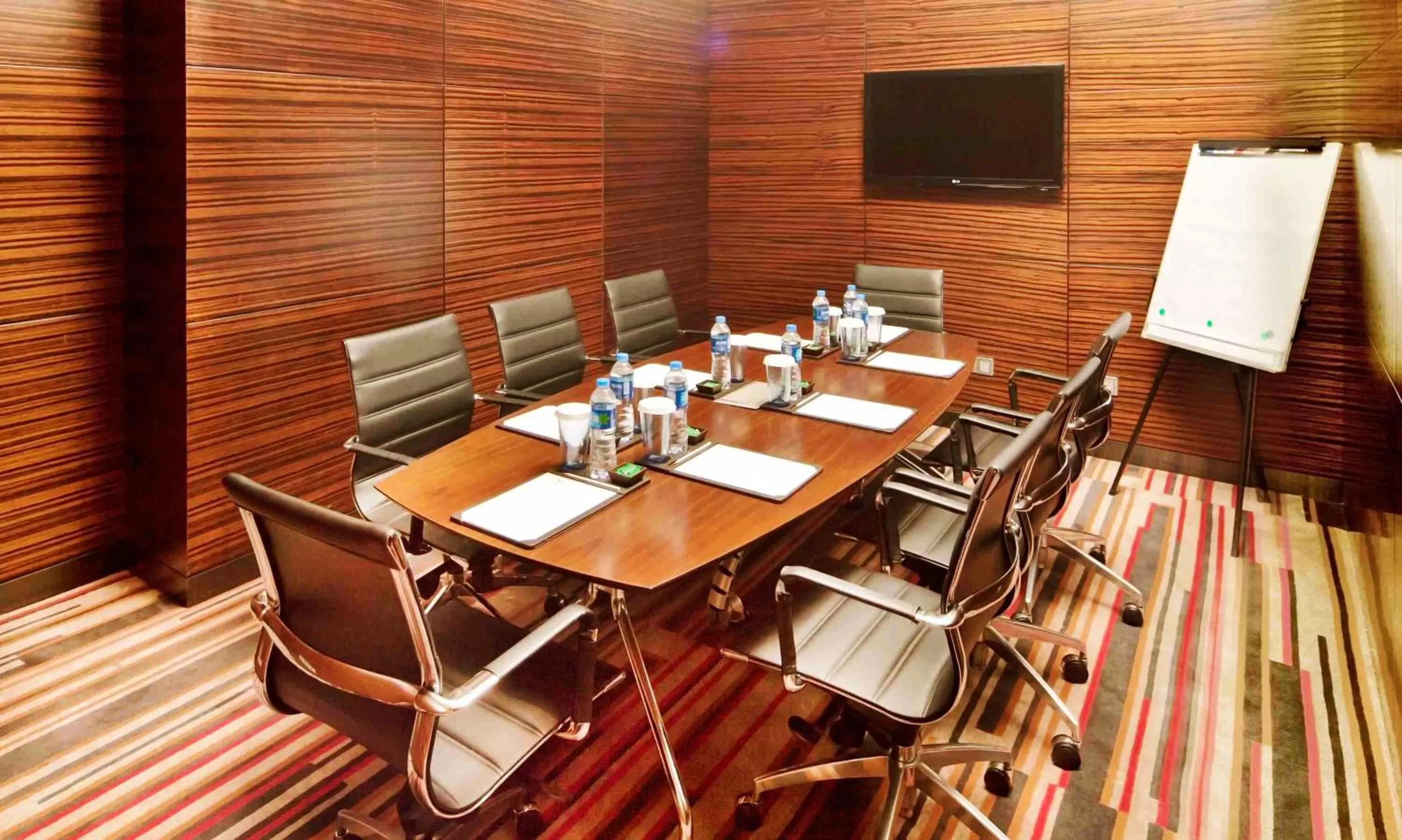 Other in Crowne Plaza Guangzhou Huadu by IHG - Free Shuttle bus between hotel to Exhibition Center During Canton Fair