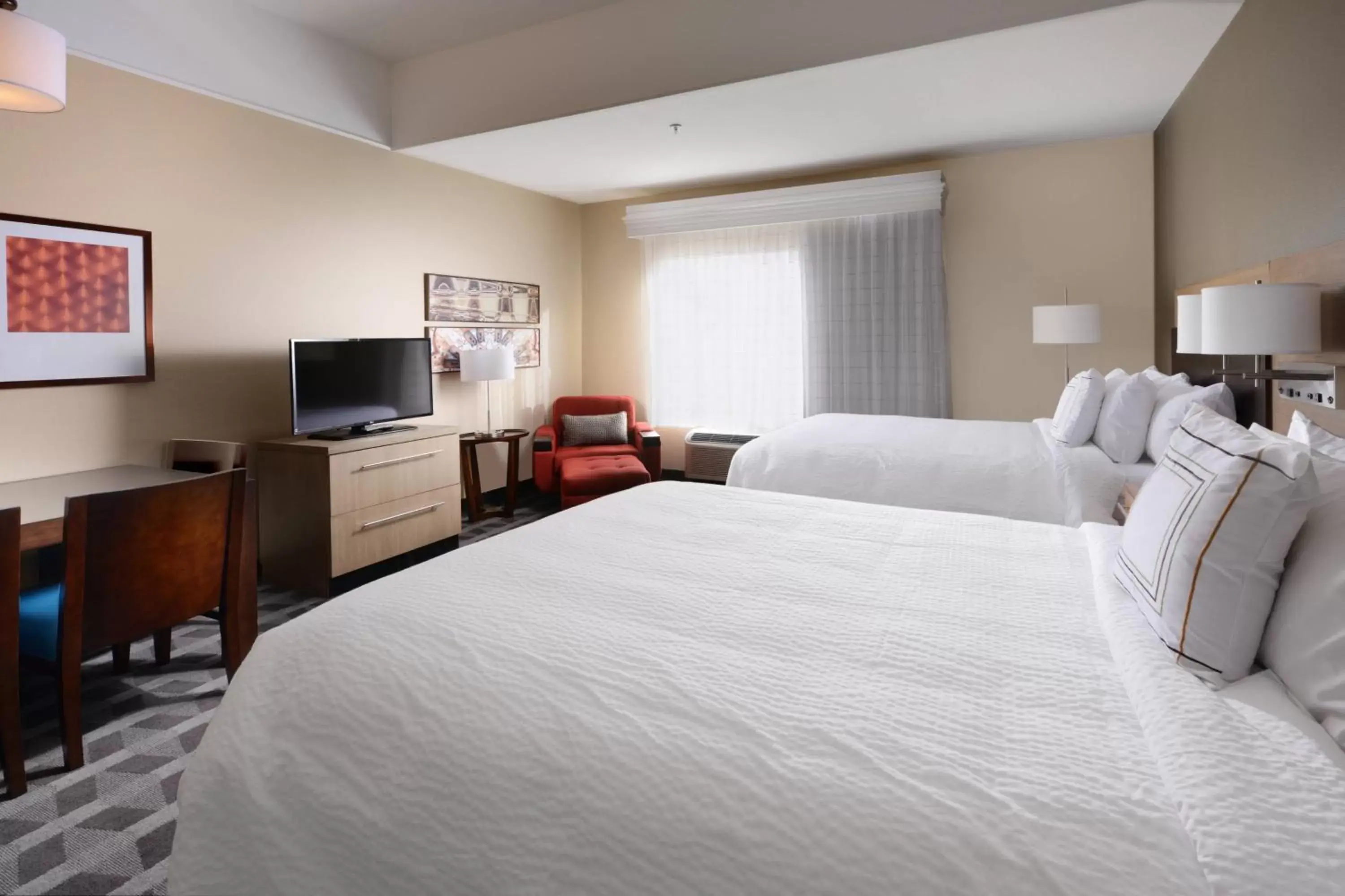 Photo of the whole room, Bed in TownePlace Suites by Marriott Houston Galleria Area