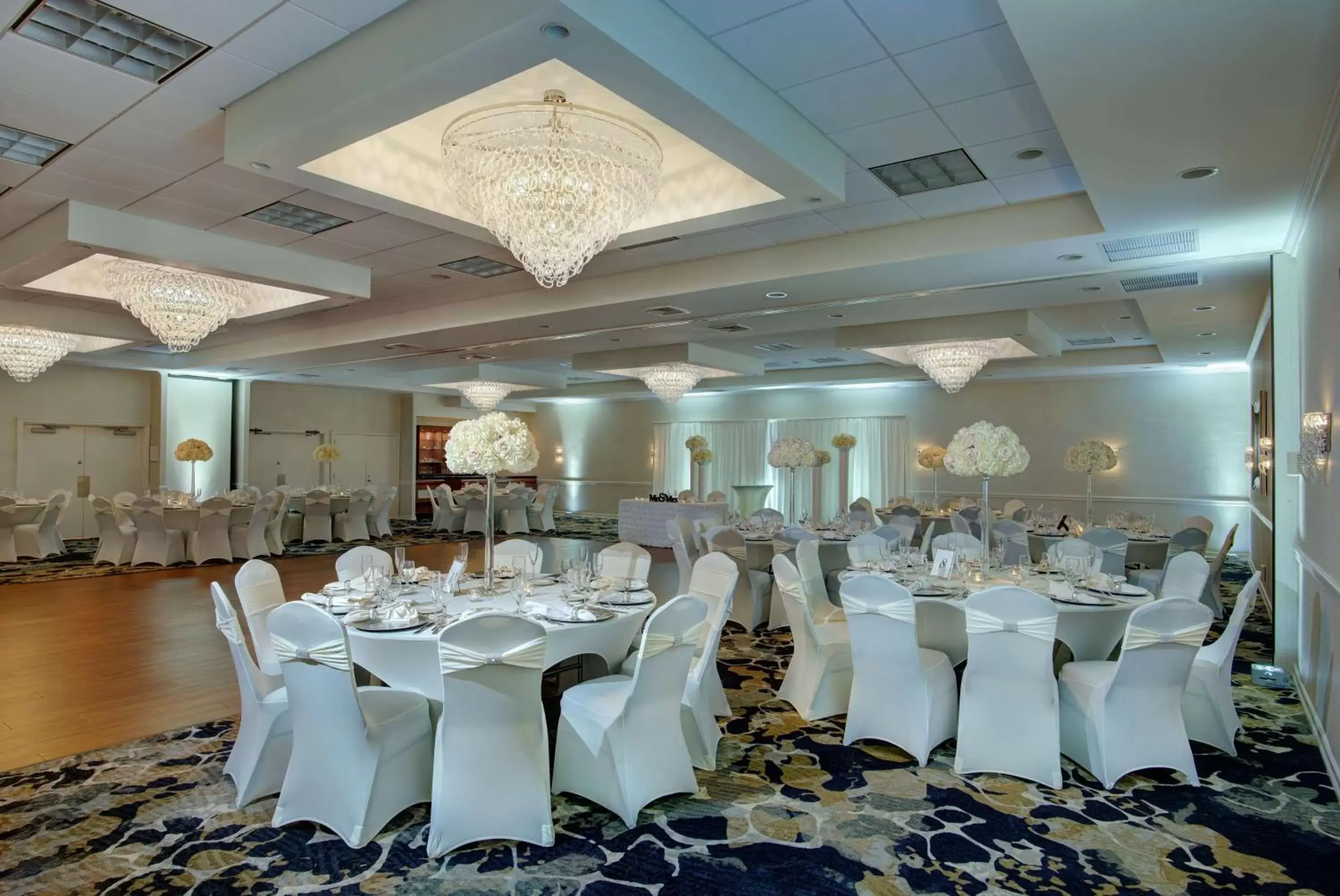 On site, Banquet Facilities in Days Hotel by Wyndham Toms River Jersey Shore