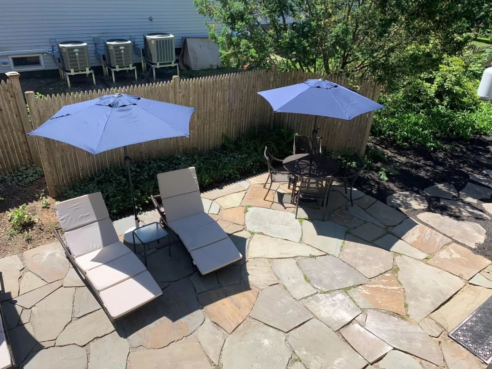 Patio in White Sails Inn