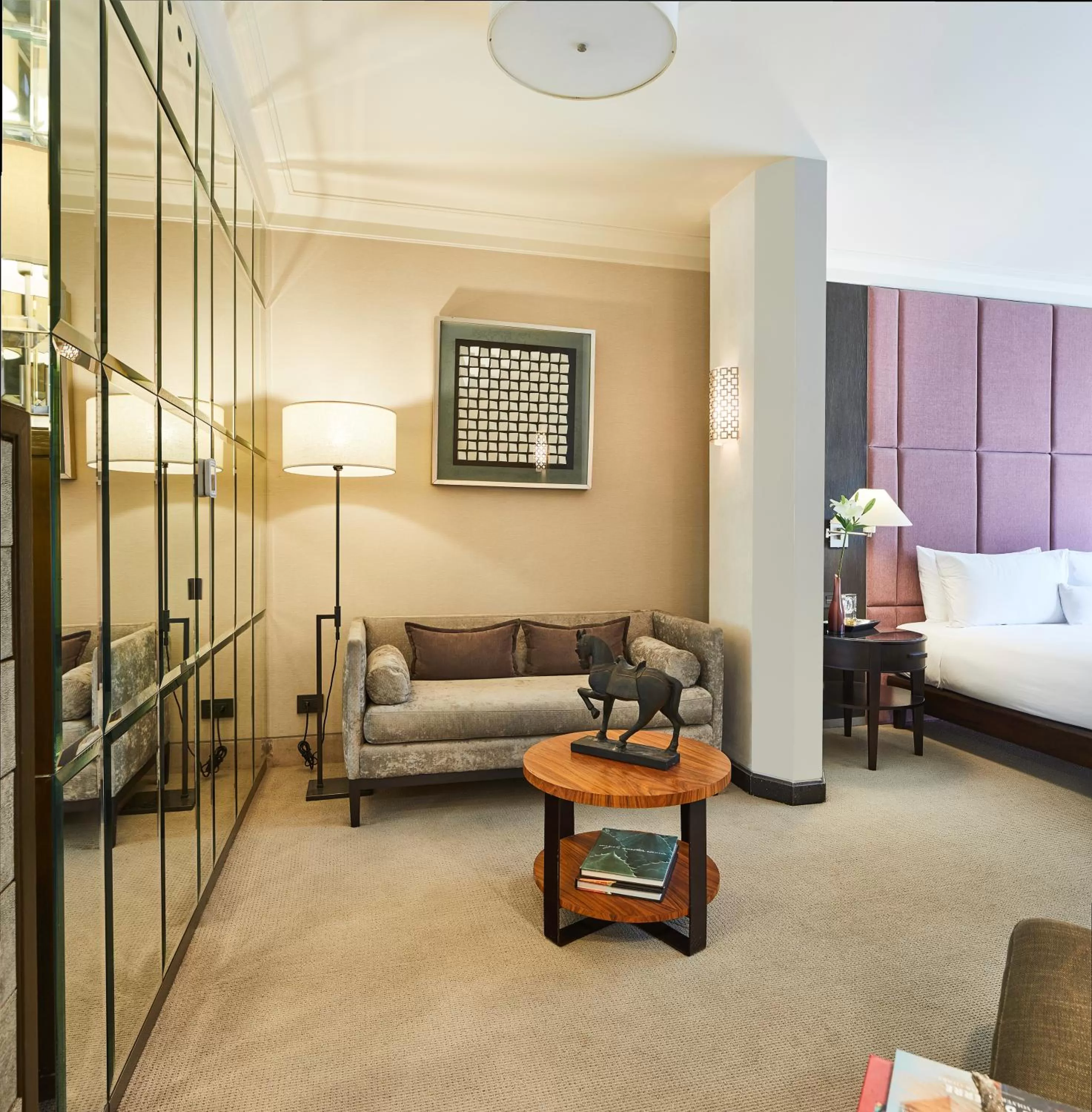 Living room, Bed in Hippodrome Hotel Condesa