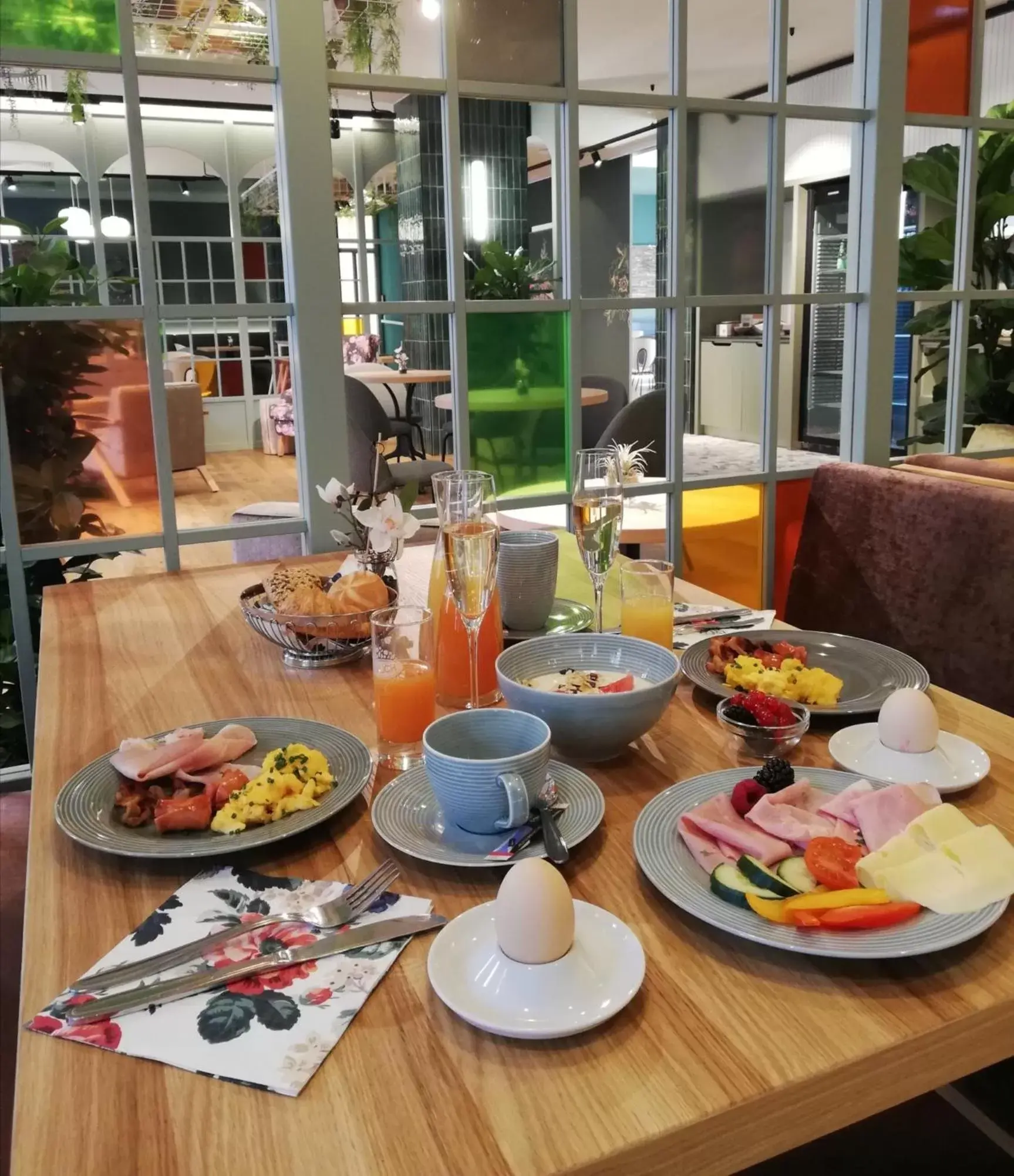 Breakfast in Stadtoase Kolping Hotel