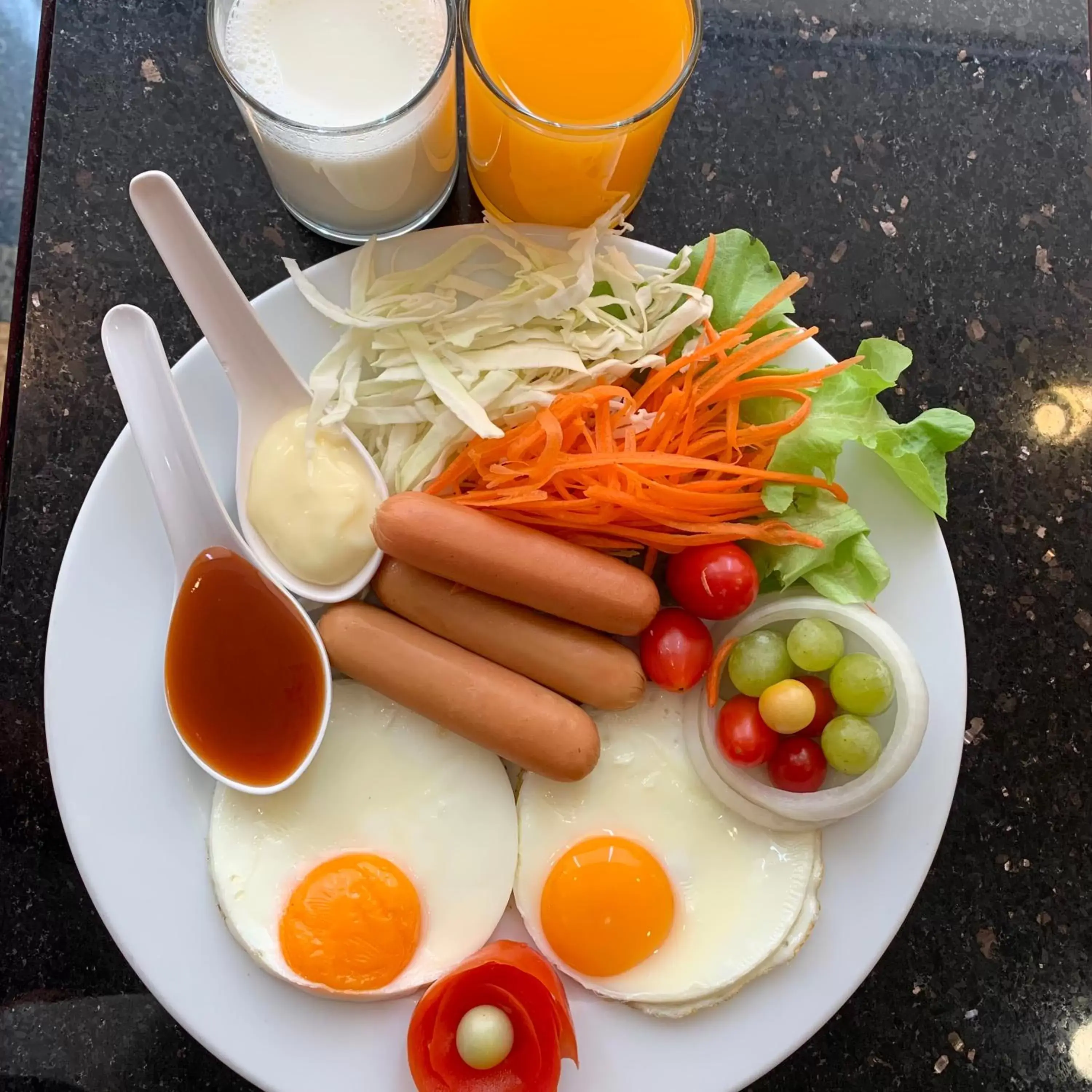 Breakfast in Grand Tower Inn Rama 6 - SHA Extra Plus