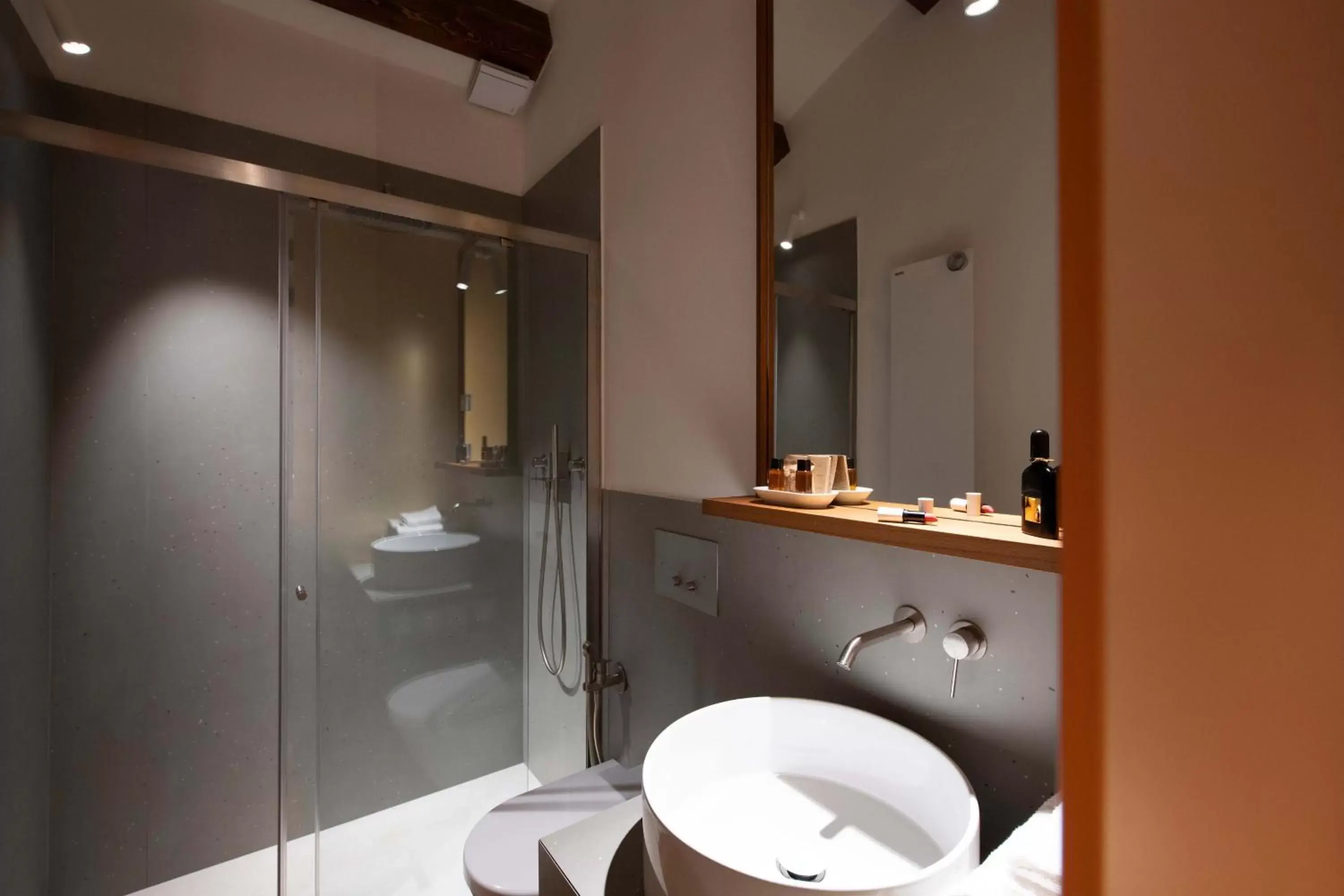 Toilet, Bathroom in Locanda Remare