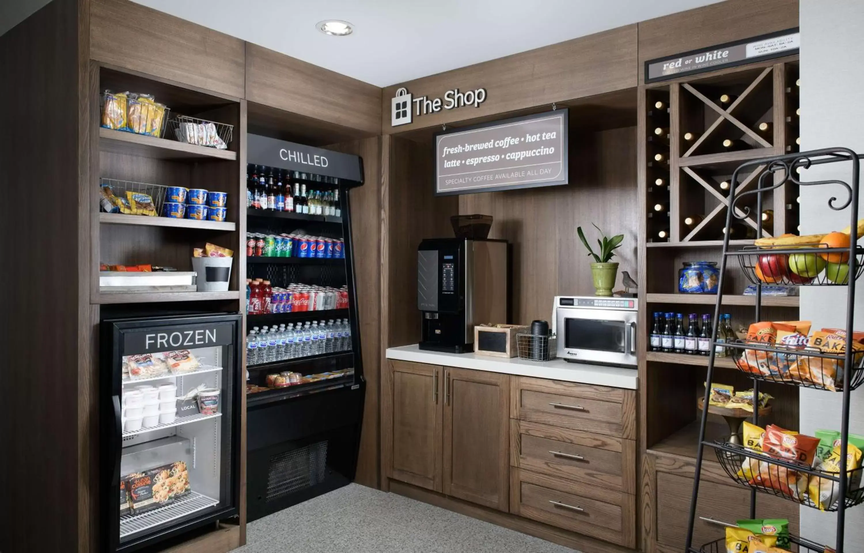 Dining area, Supermarket/Shops in Hilton Garden Inn Nashville/Franklin-Cool Springs