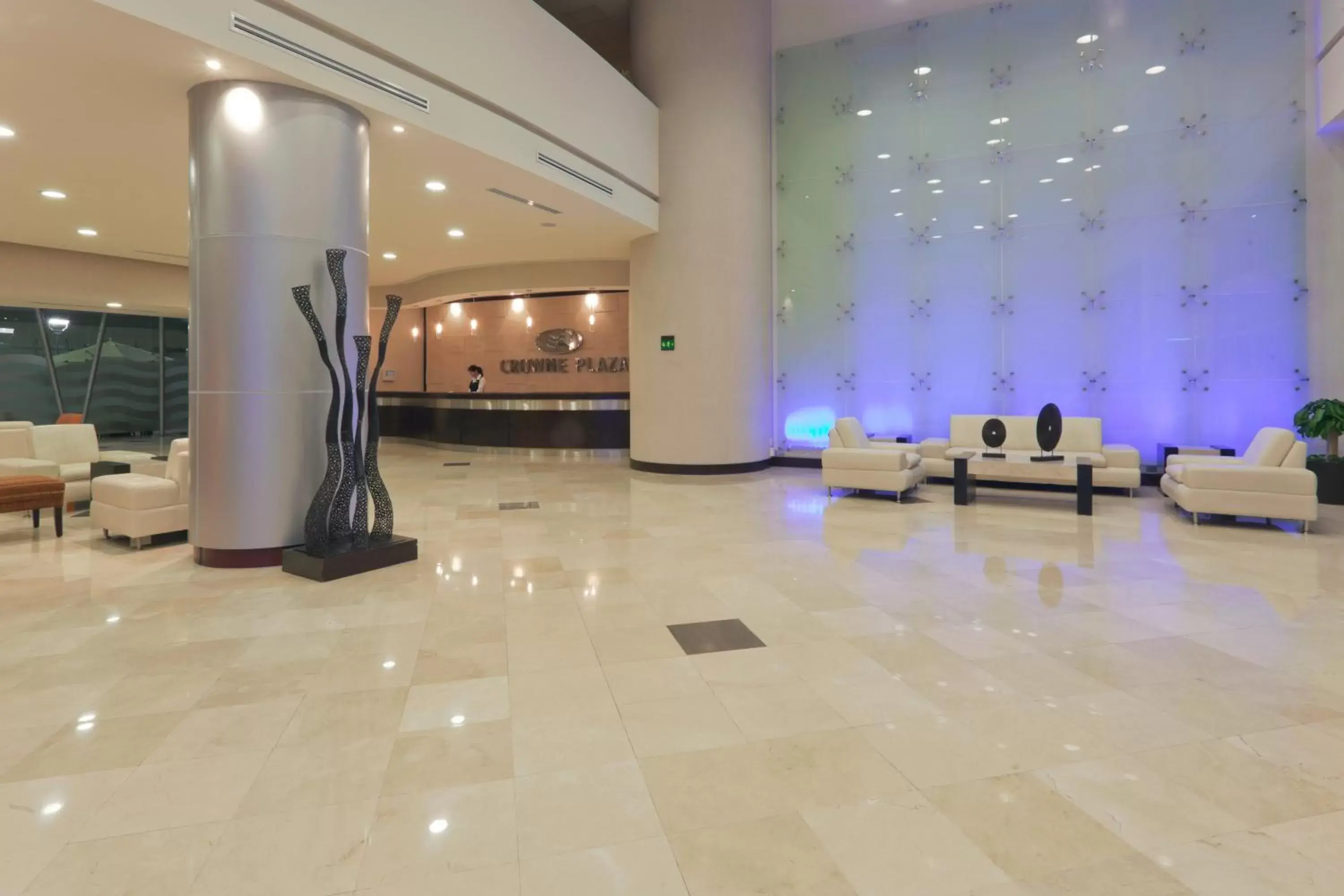 Property building, Lobby/Reception in Crowne Plaza Leon, an IHG Hotel