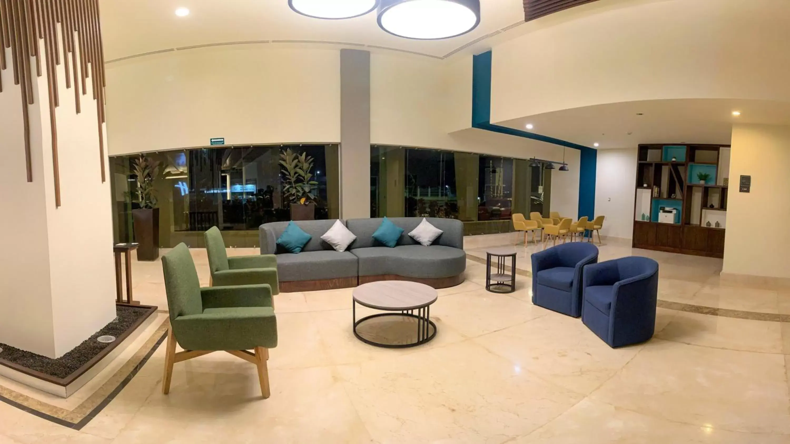 Property building, Lobby/Reception in Holiday Inn Tuxpan - Convention Center, an IHG Hotel