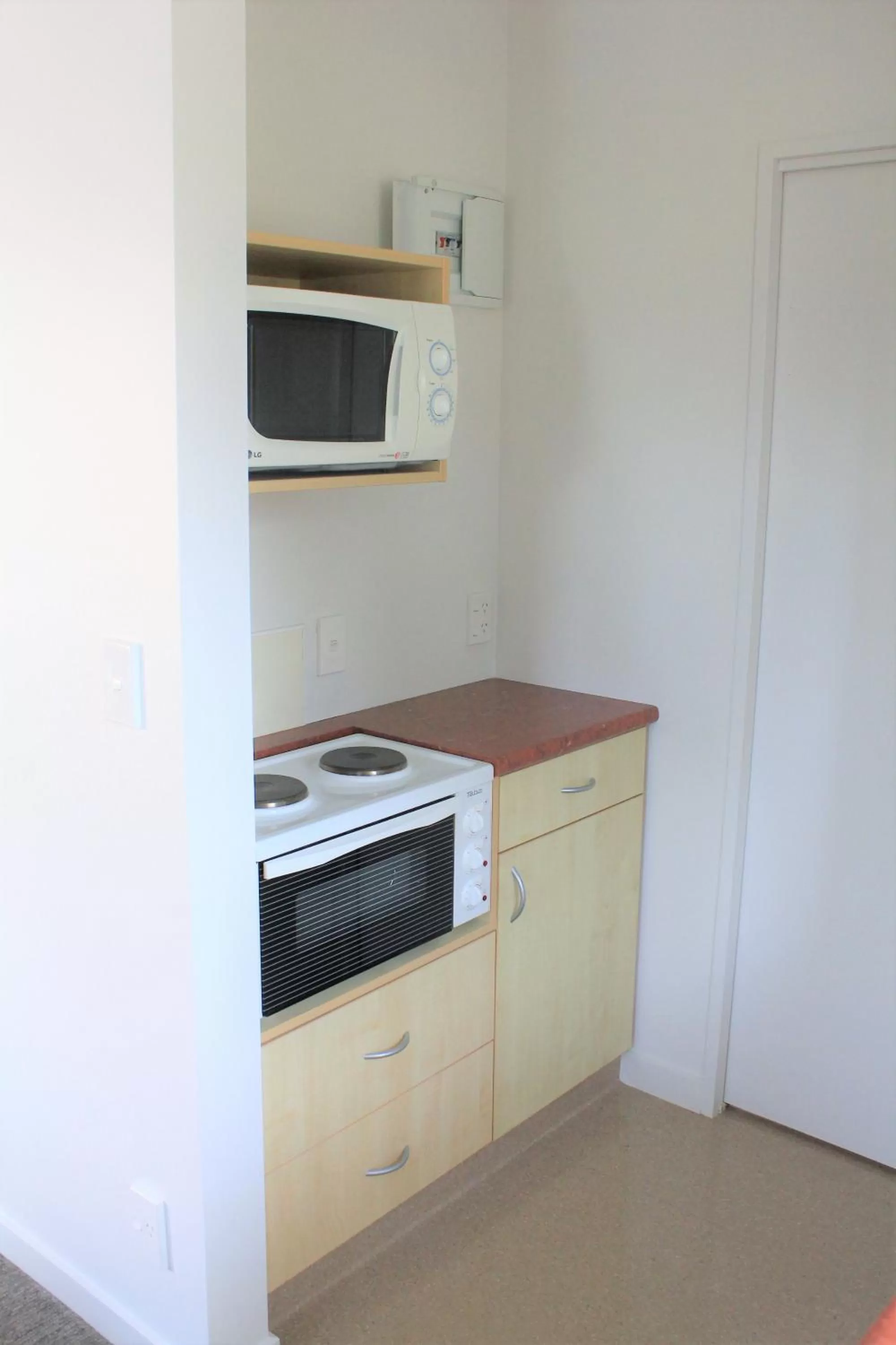 Kitchen or kitchenette in Bella Vista Motel Te Anau