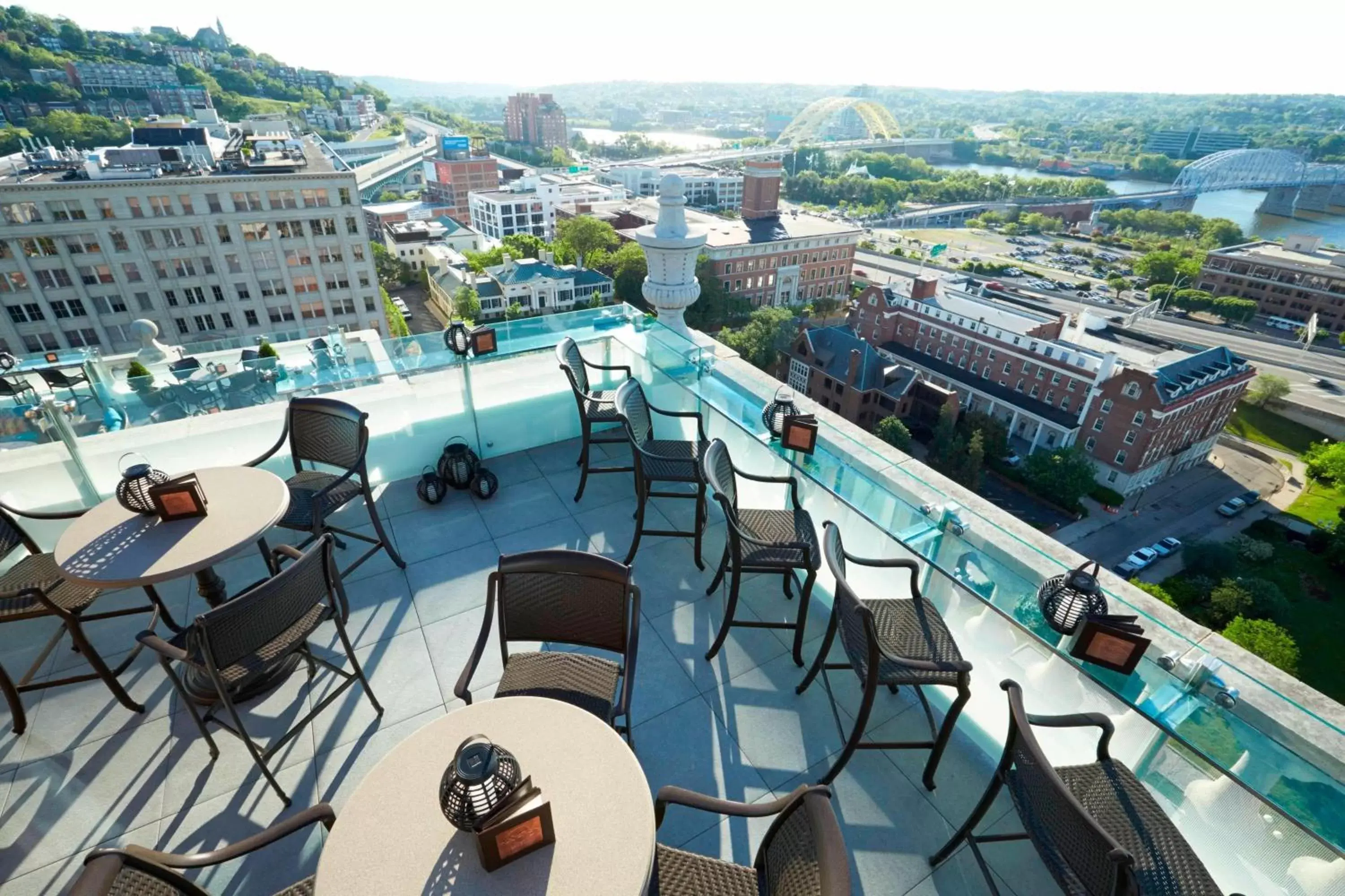 Restaurant/places to eat in Residence Inn by Marriott Cincinnati Downtown/The Phelps