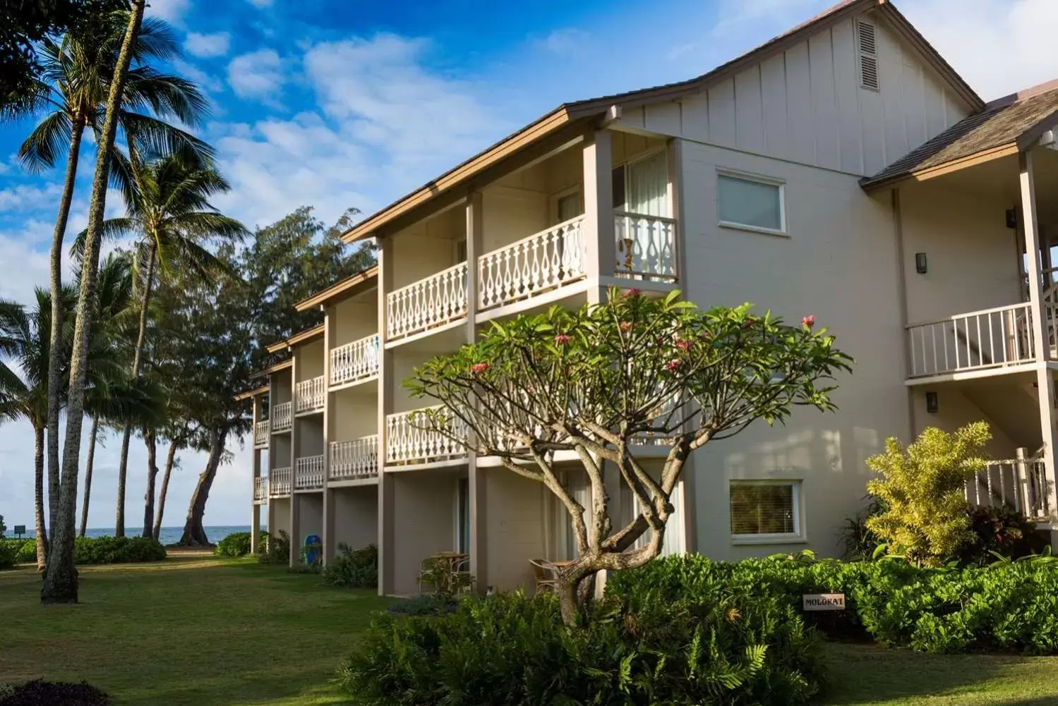 Garden, Property Building in Aston Islander On The Beach